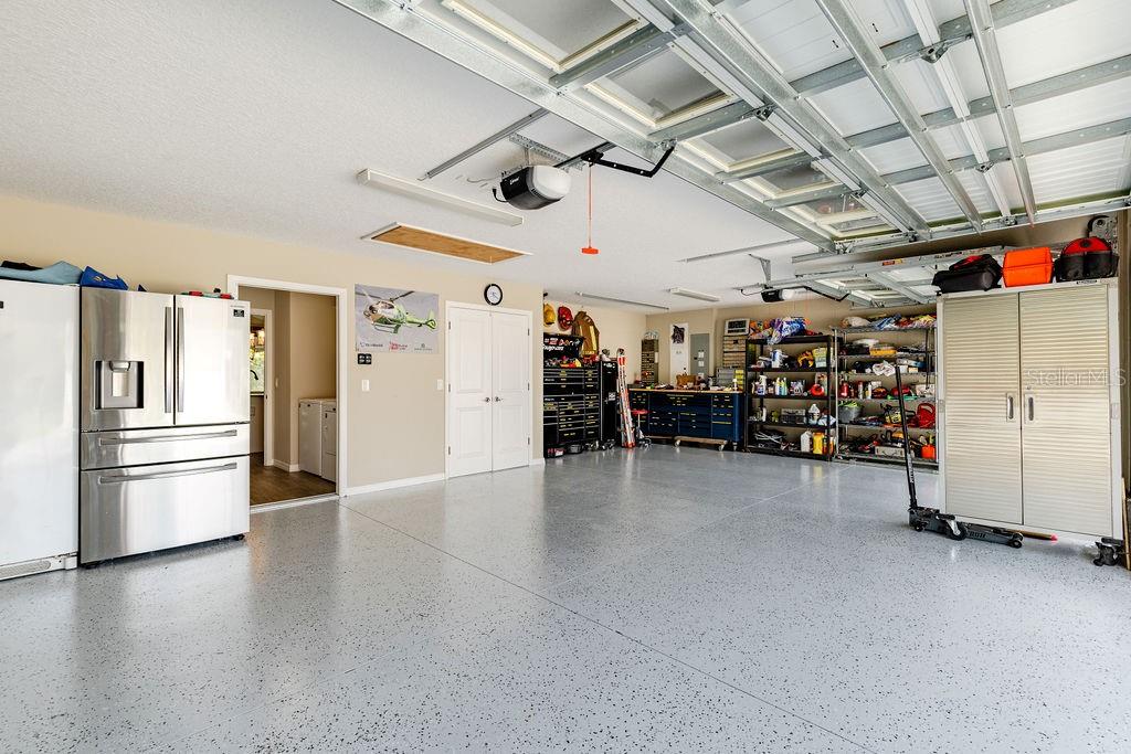 Listing photo id 2 for 5375 Werdebaugh Way