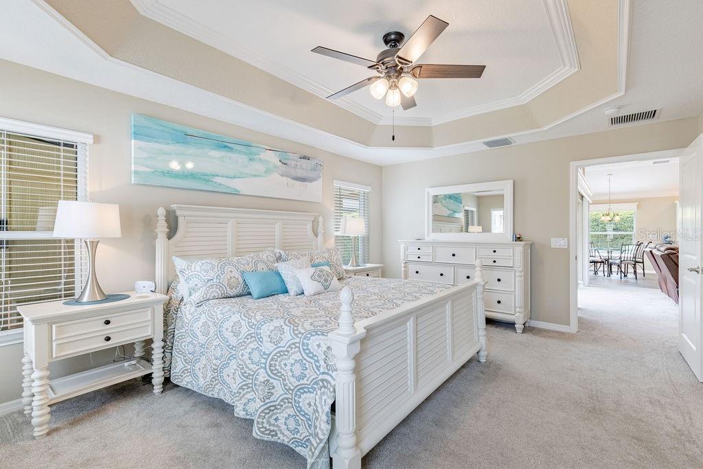 Listing photo id 4 for 5375 Werdebaugh Way