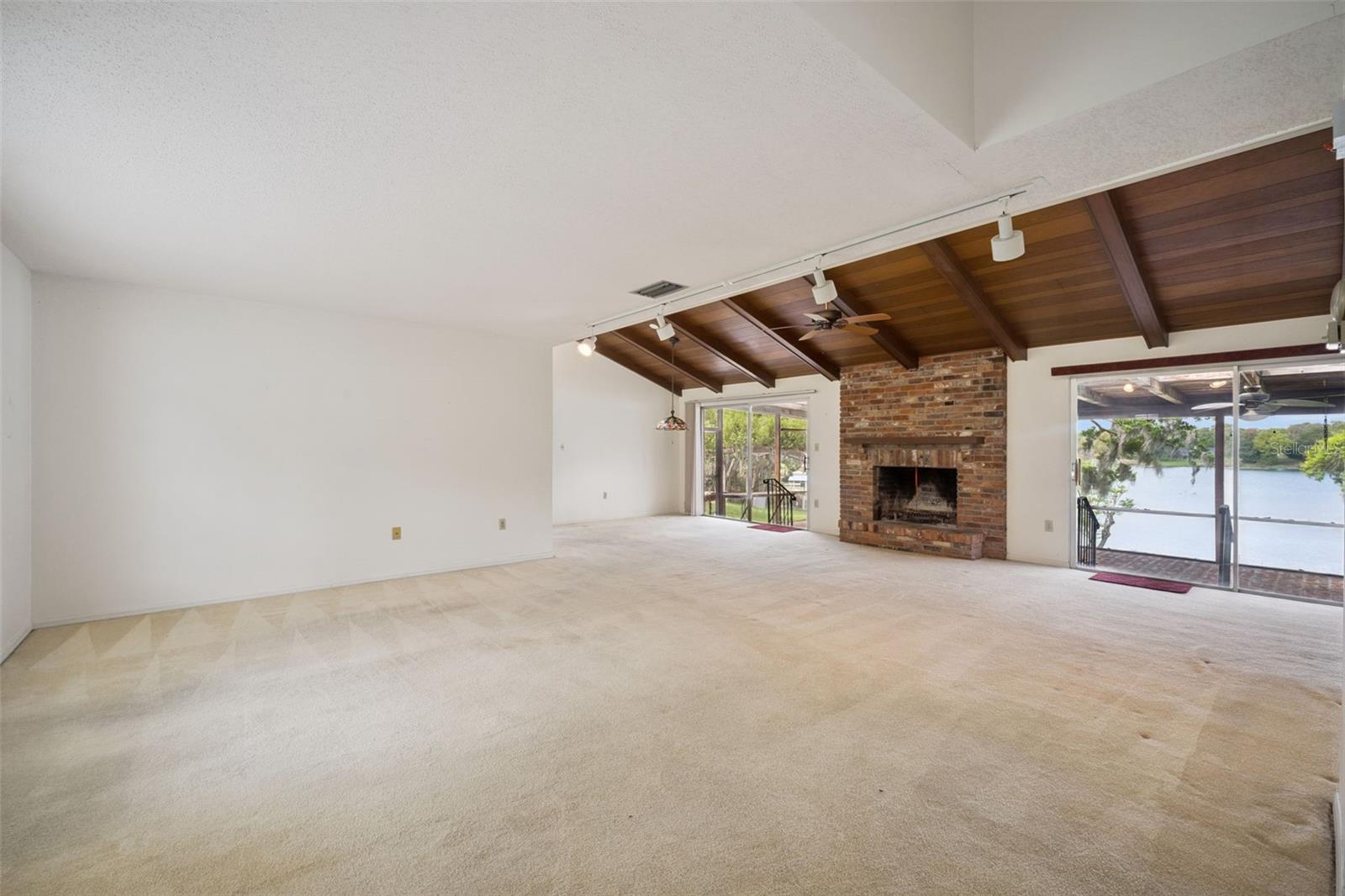 Image 15 of 65 For 2874 Crooked Lake Drive