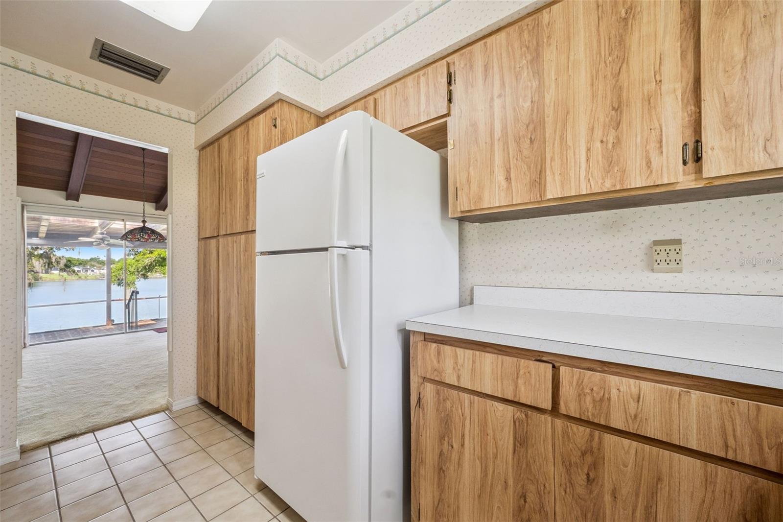 Image 23 of 65 For 2874 Crooked Lake Drive