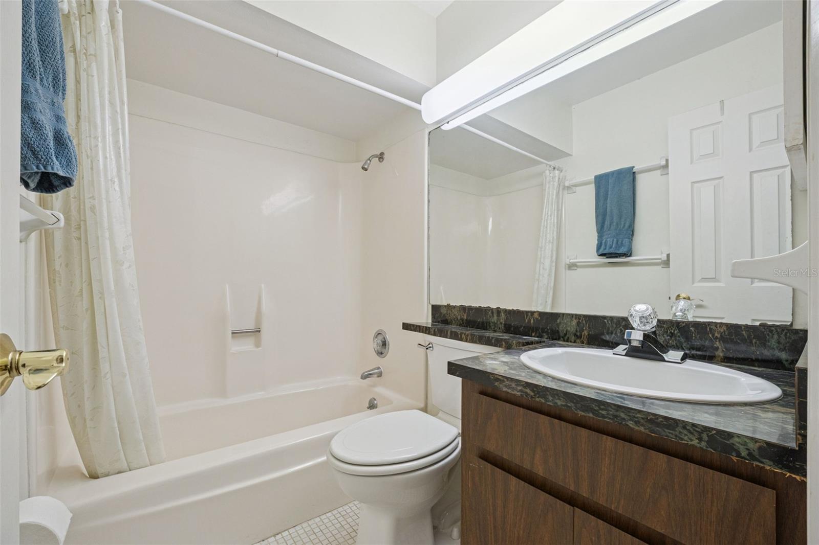 Image 34 of 65 For 2874 Crooked Lake Drive