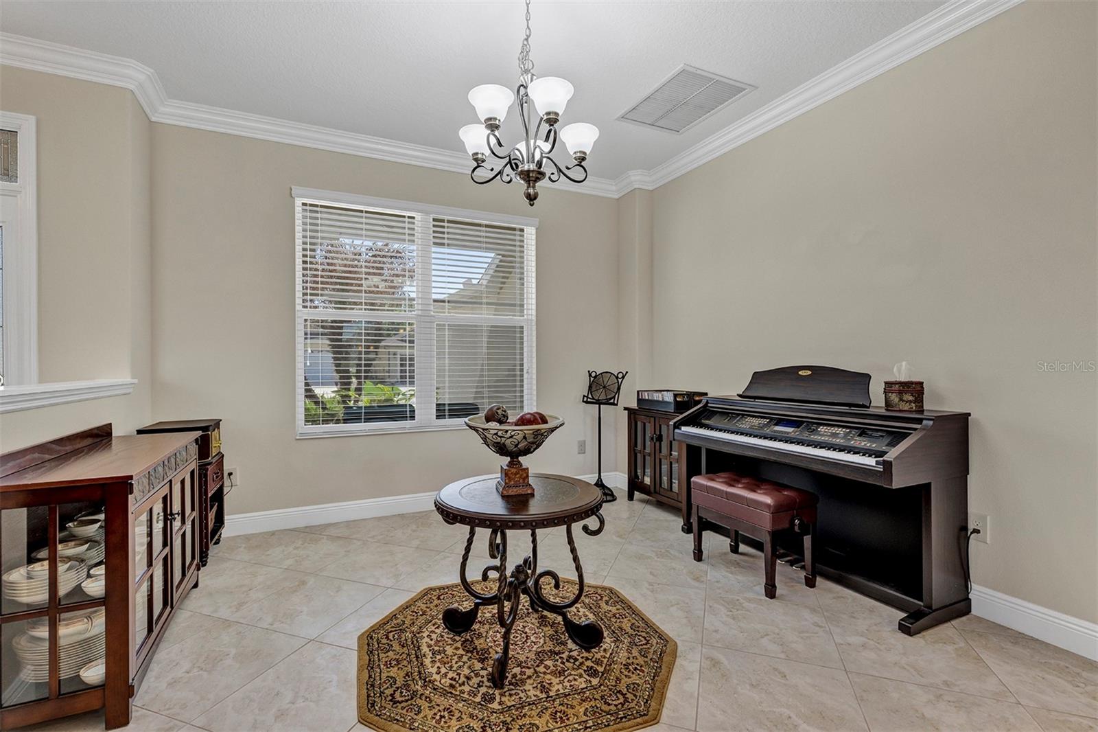 Image 14 of 58 For 3514 Arlington Ridge Boulevard