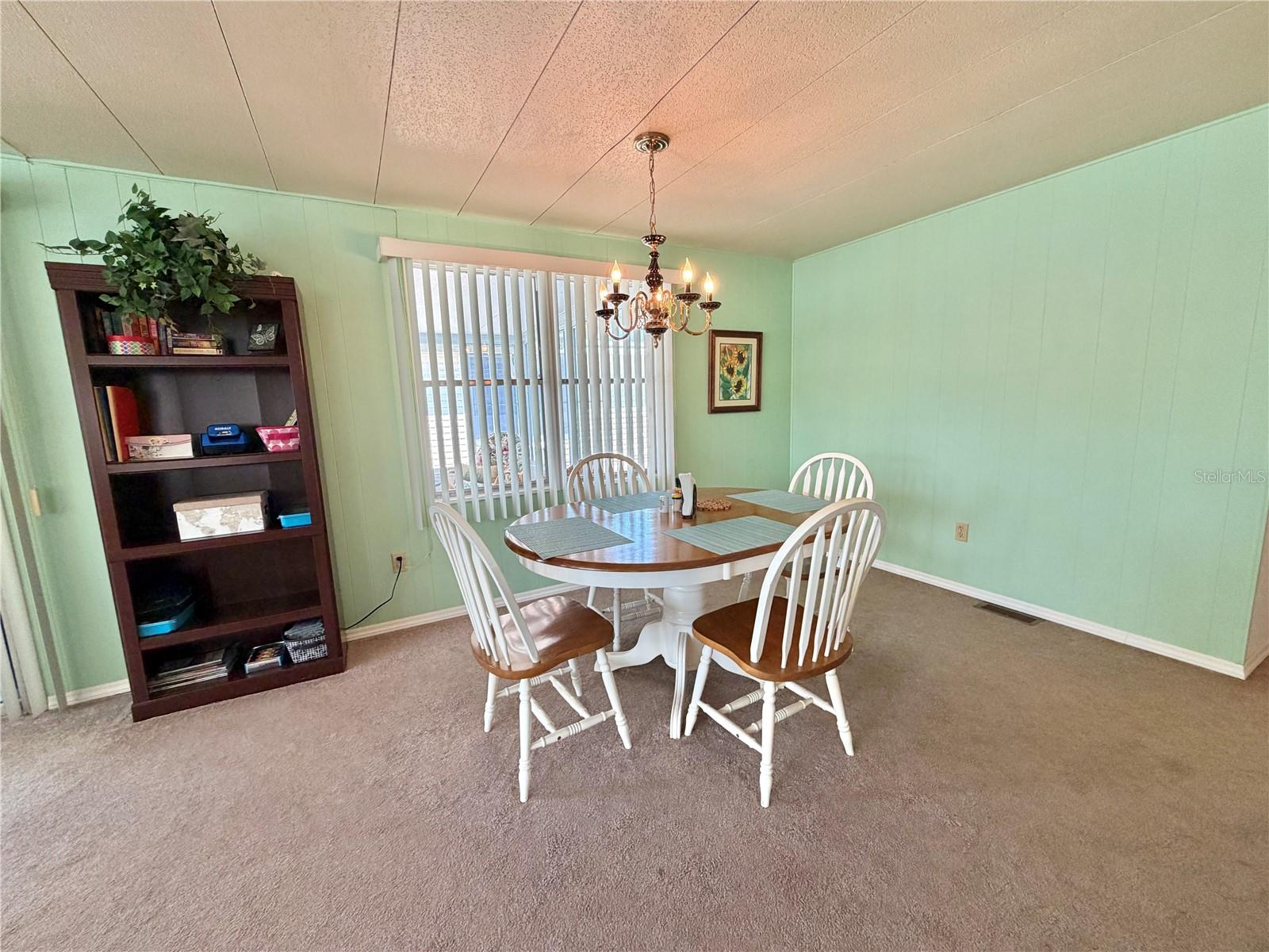 Image 15 of 77 For 114 Aspen Circle