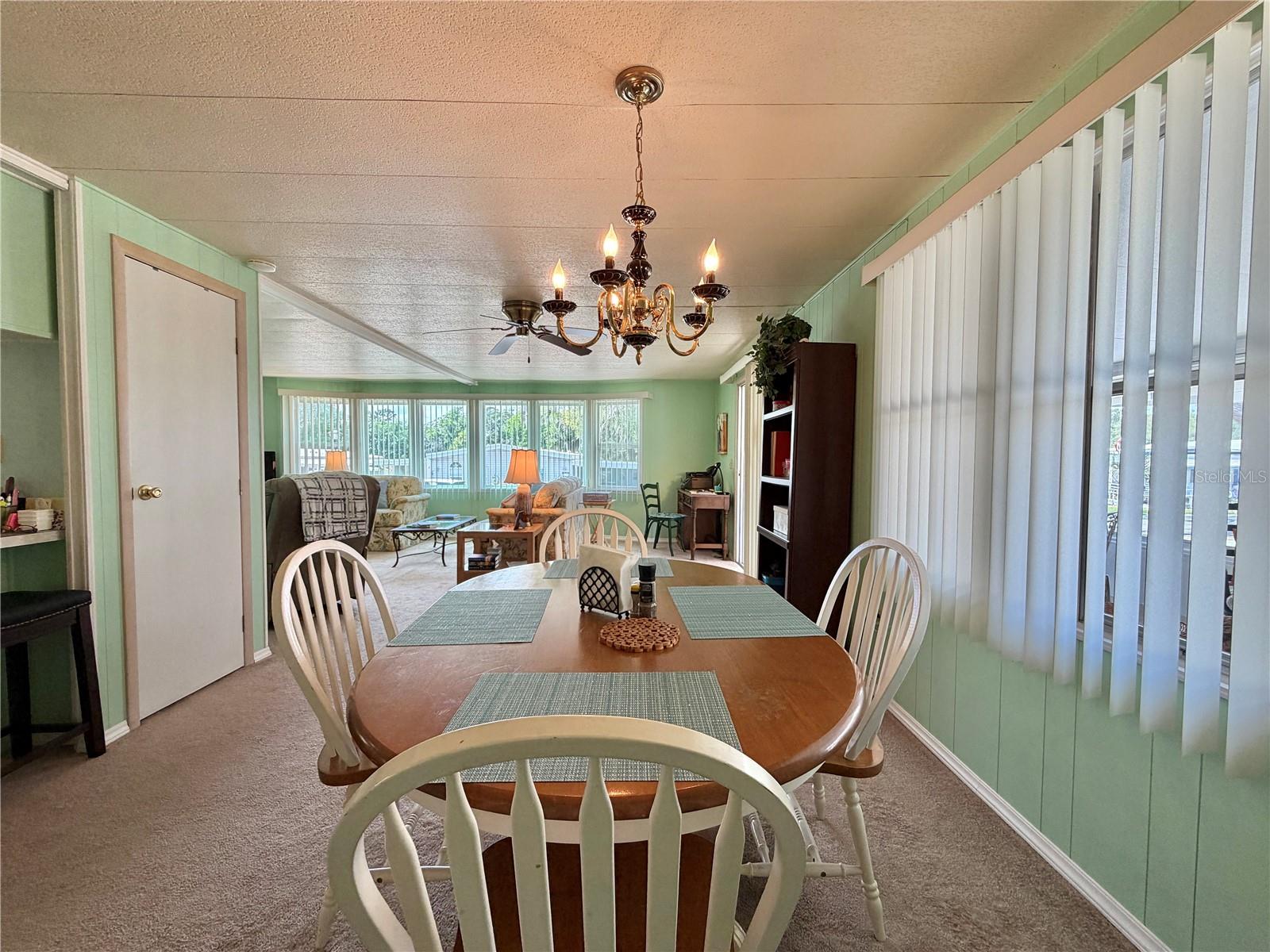 Image 16 of 77 For 114 Aspen Circle