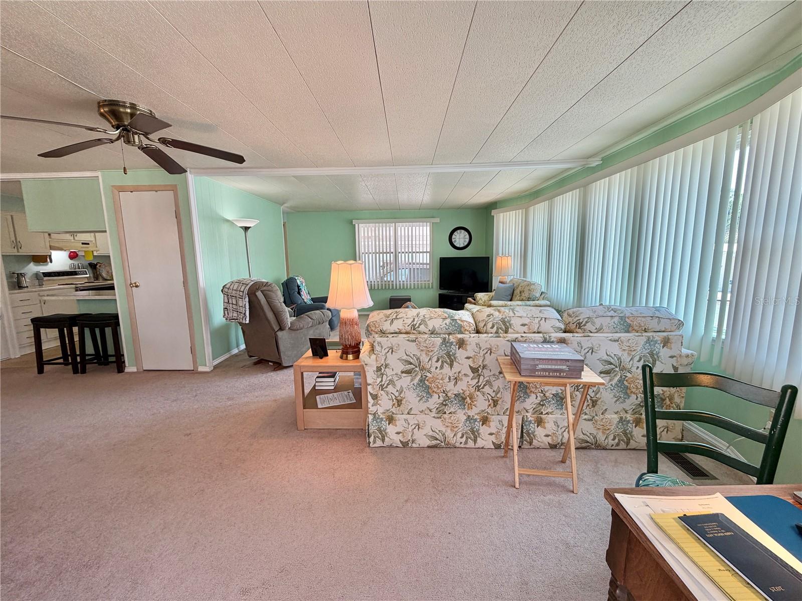 Image 27 of 77 For 114 Aspen Circle