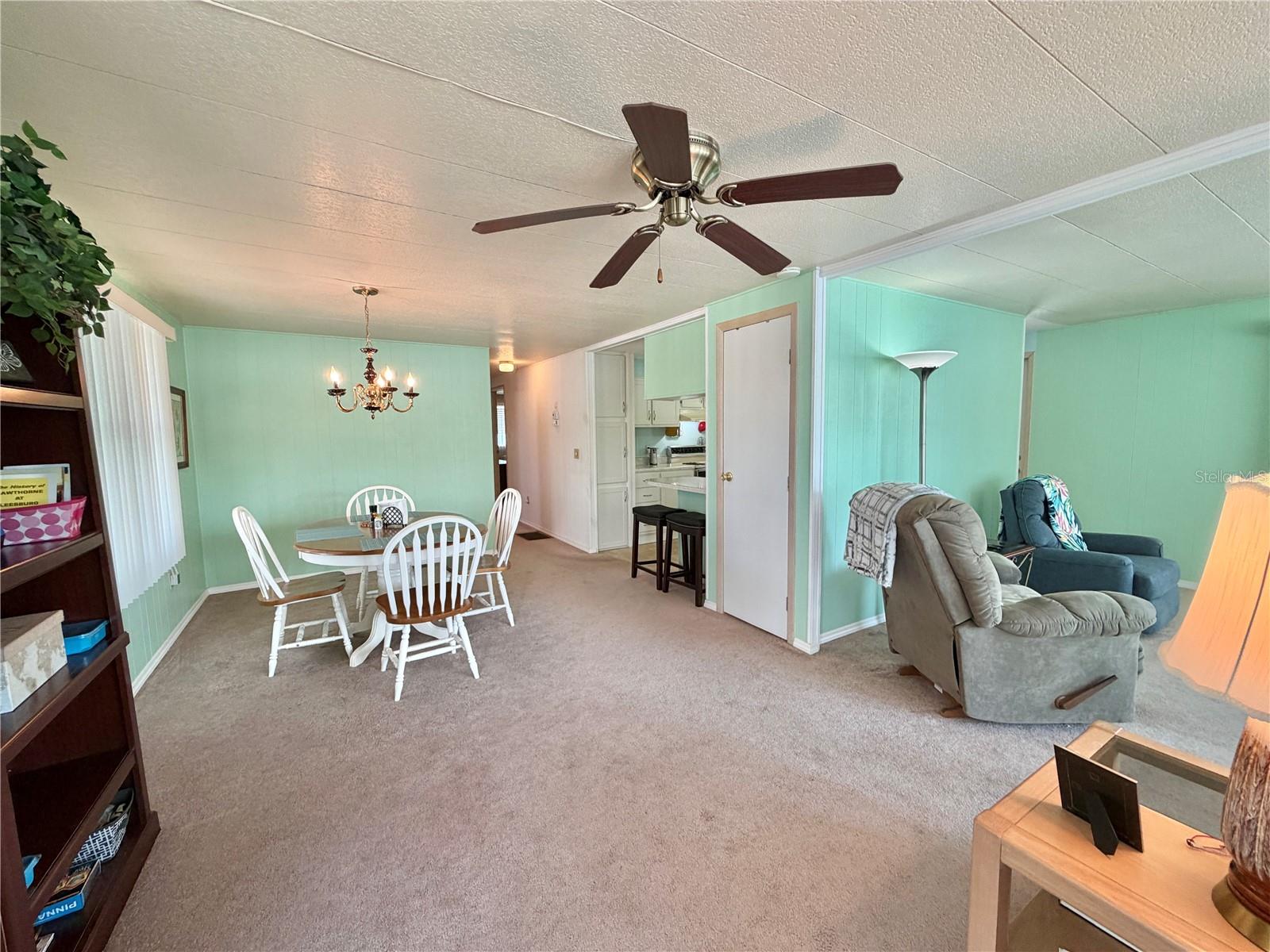 Image 28 of 77 For 114 Aspen Circle