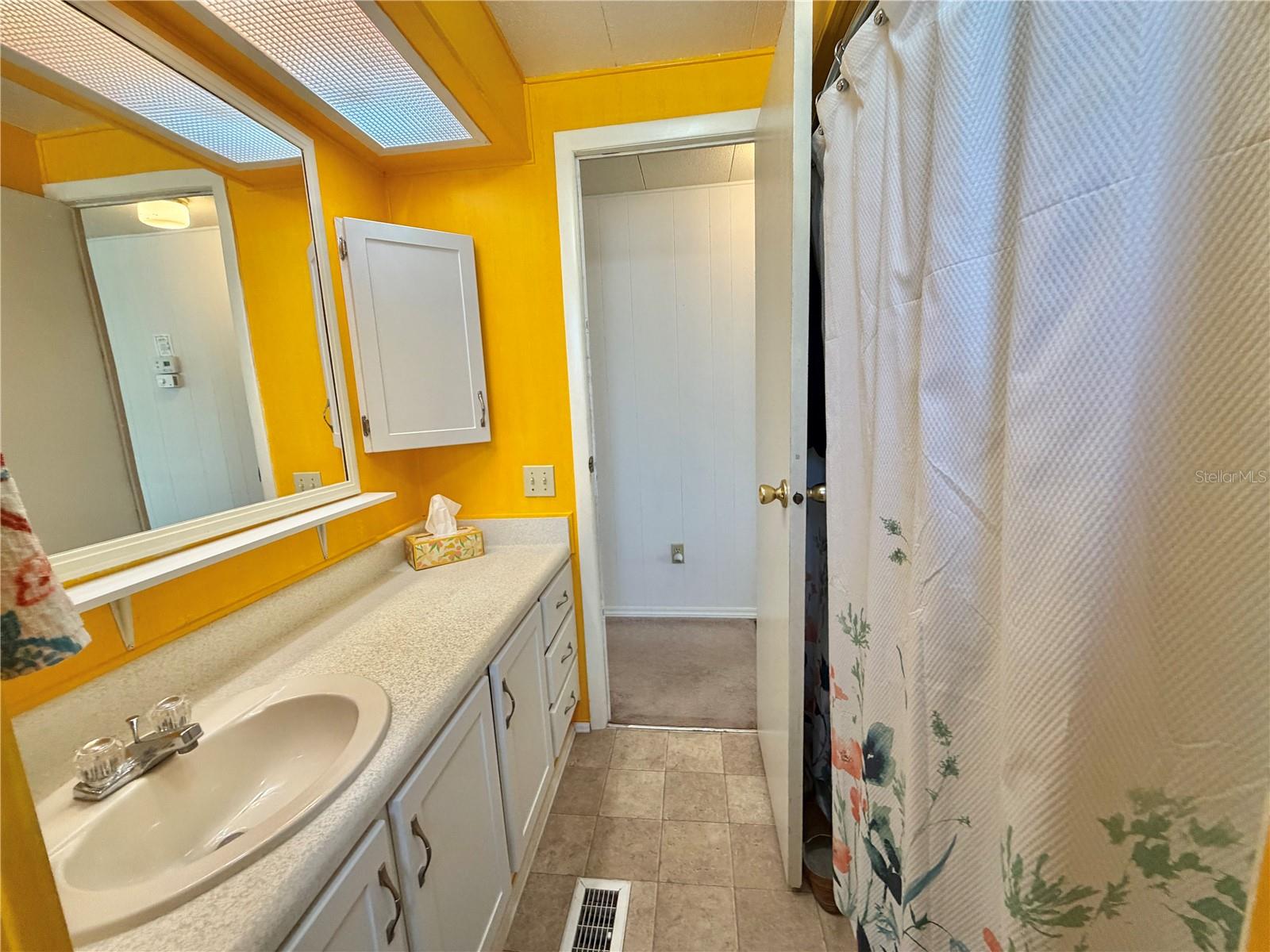 Image 41 of 77 For 114 Aspen Circle