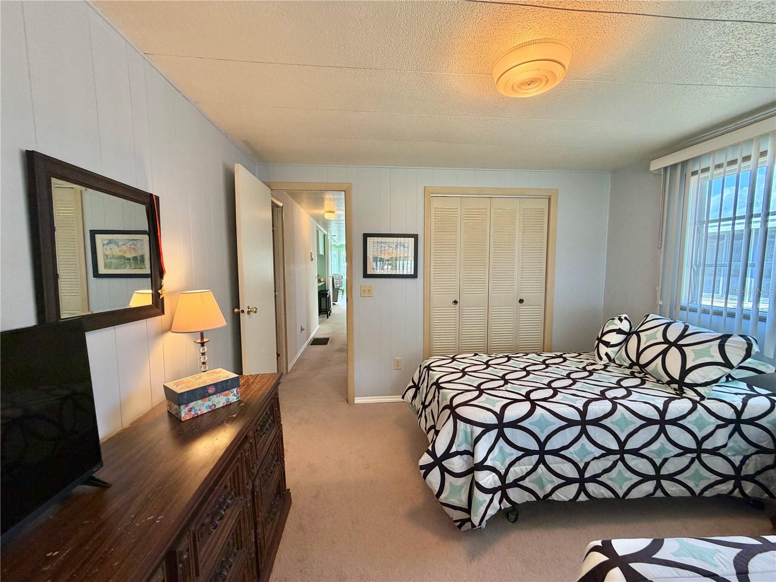 Image 48 of 77 For 114 Aspen Circle