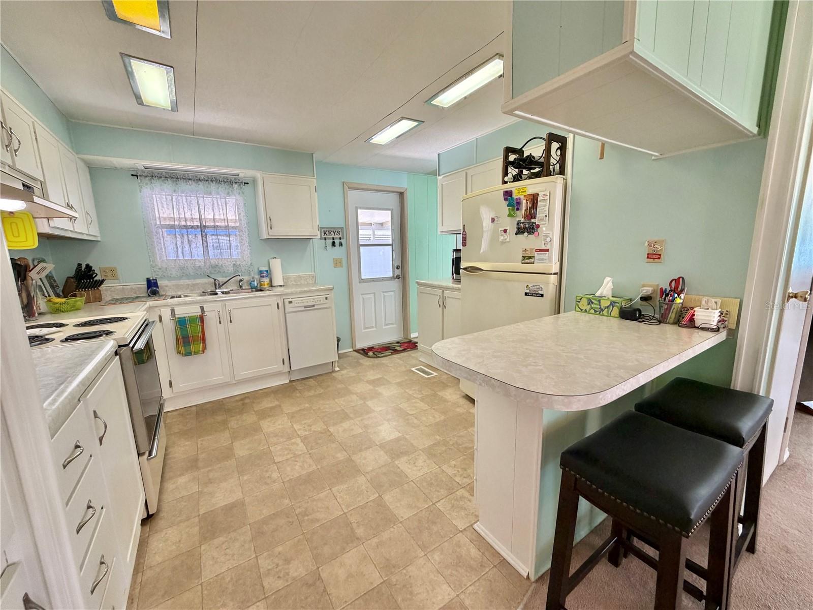 Image 5 of 77 For 114 Aspen Circle