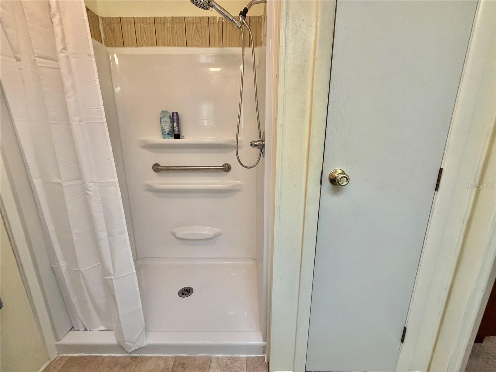 Image 58 of 77 For 114 Aspen Circle