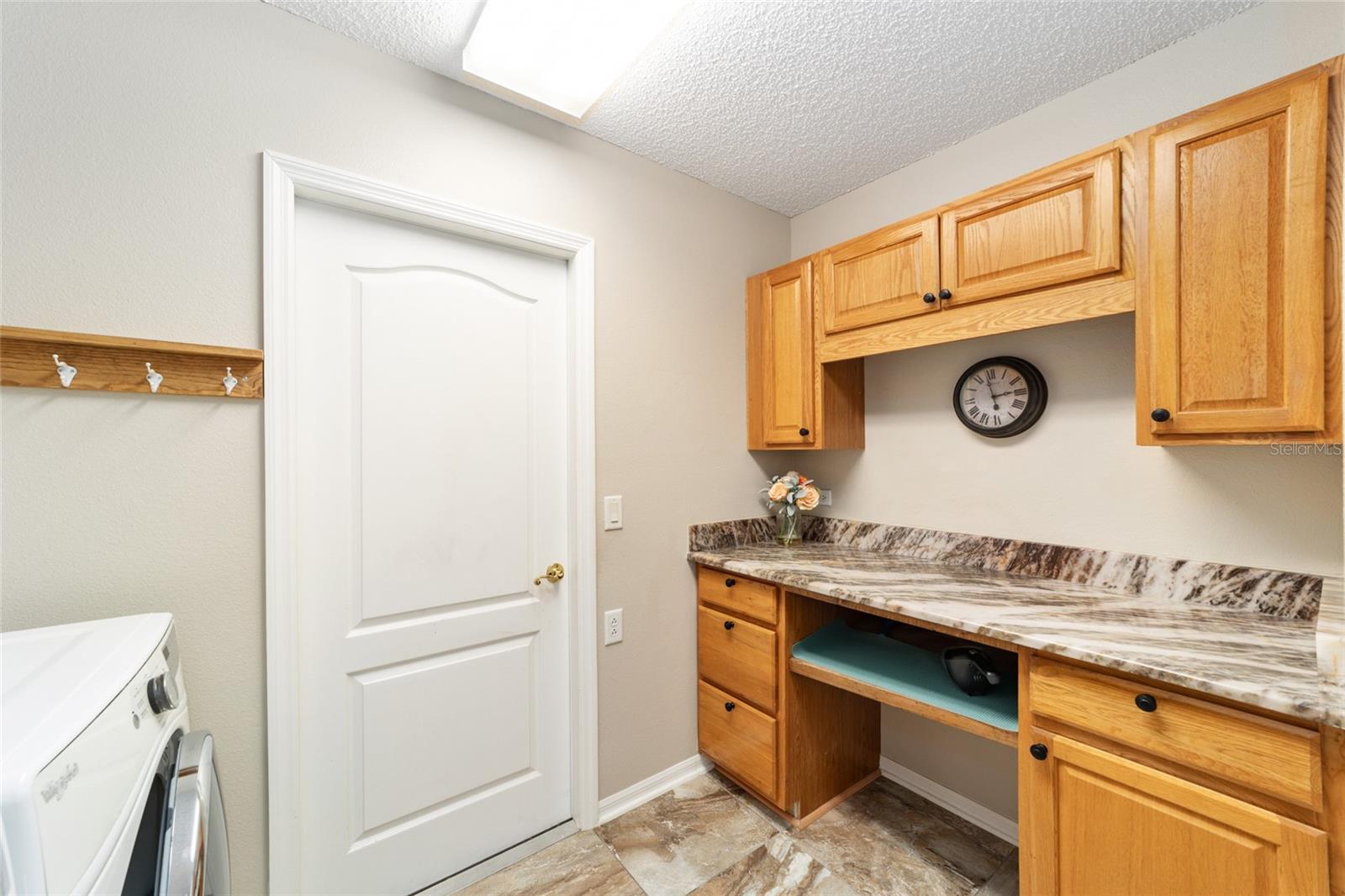 Image 33 of 56 For 1486 Golden Ridge Drive