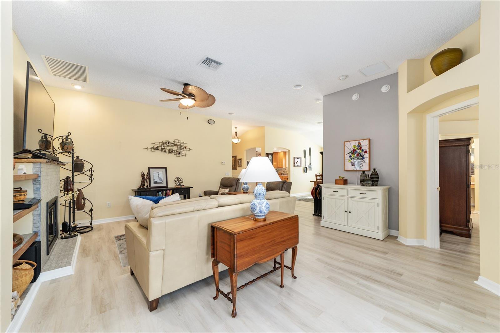 Image 6 of 56 For 1486 Golden Ridge Drive