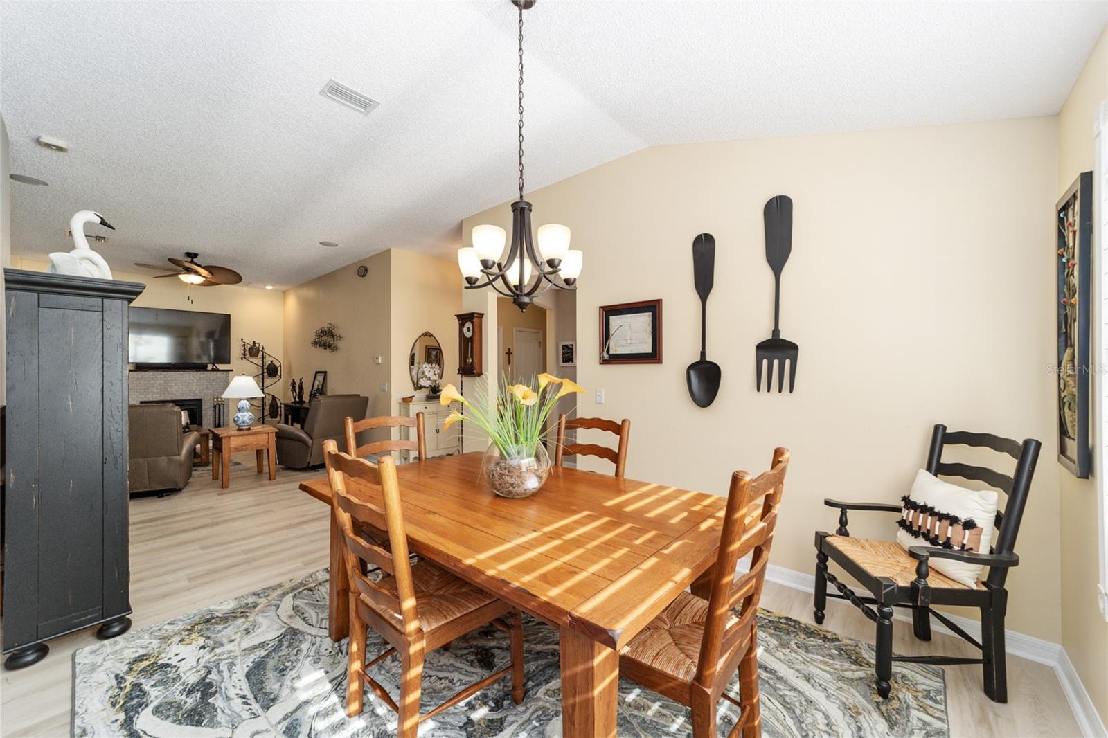 Image 9 of 56 For 1486 Golden Ridge Drive