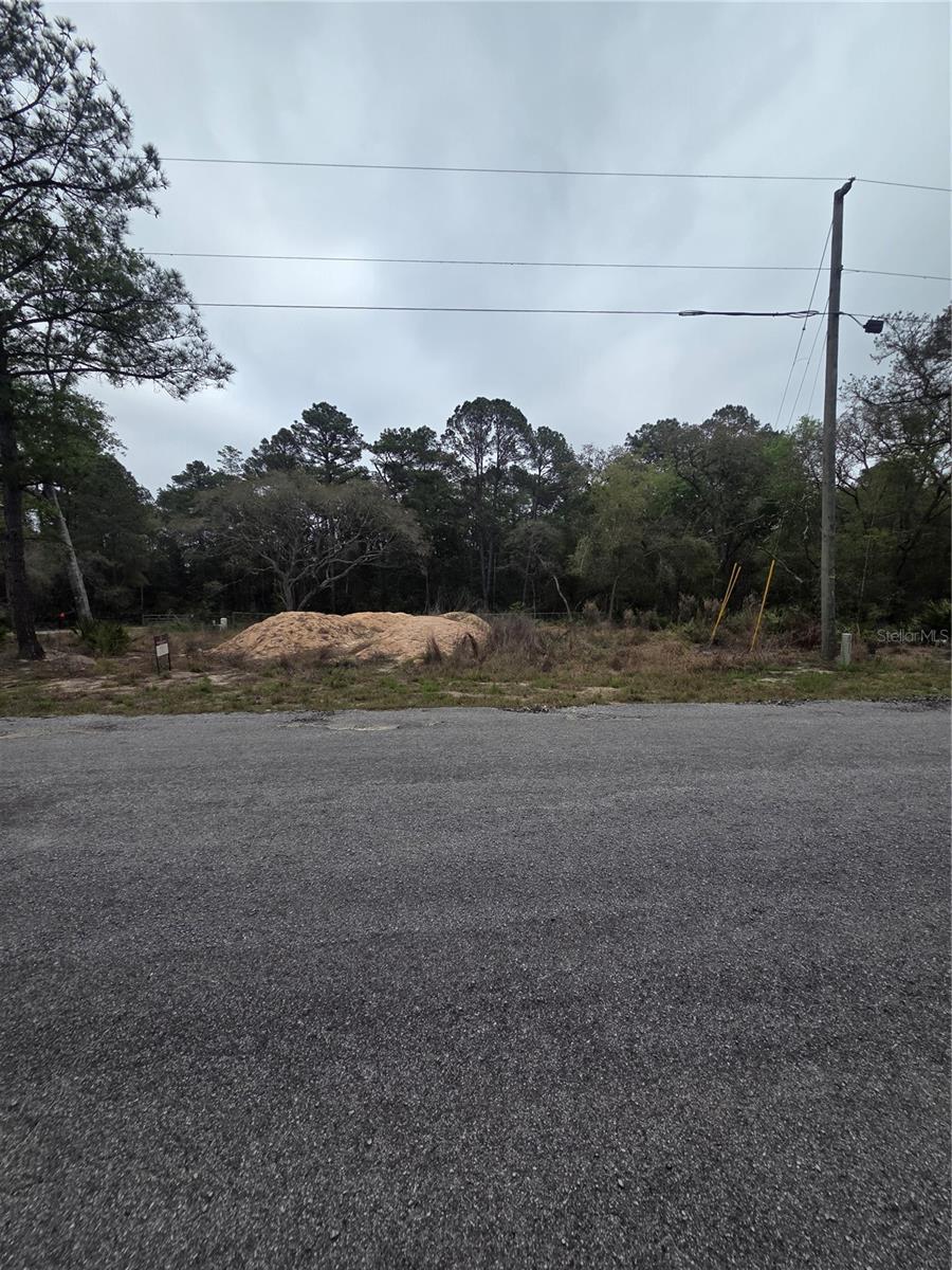 Image 11 of 11 For 127 Sequoia Trail