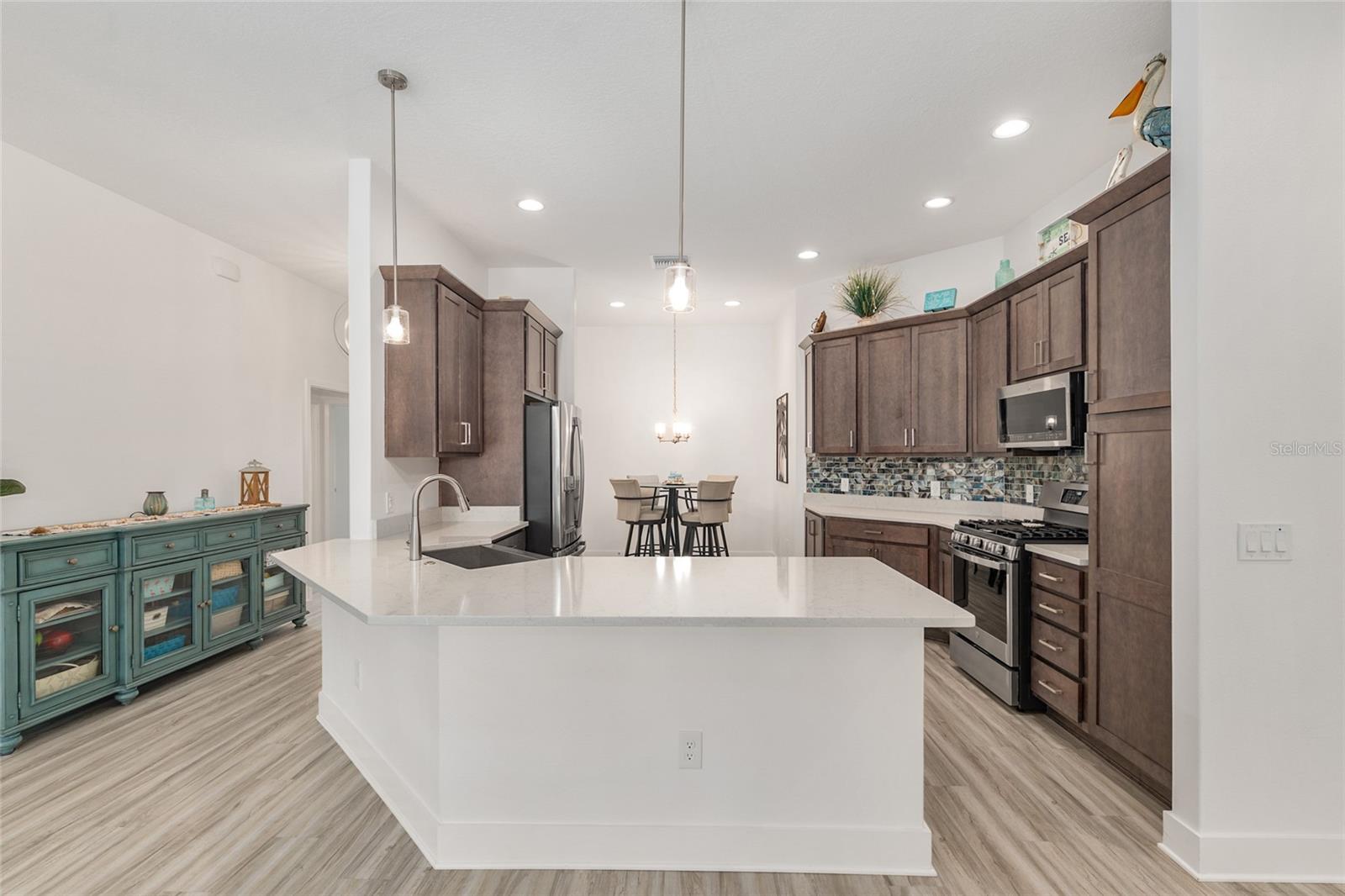 Image 18 of 83 For 1659 Mcmurtrie Loop