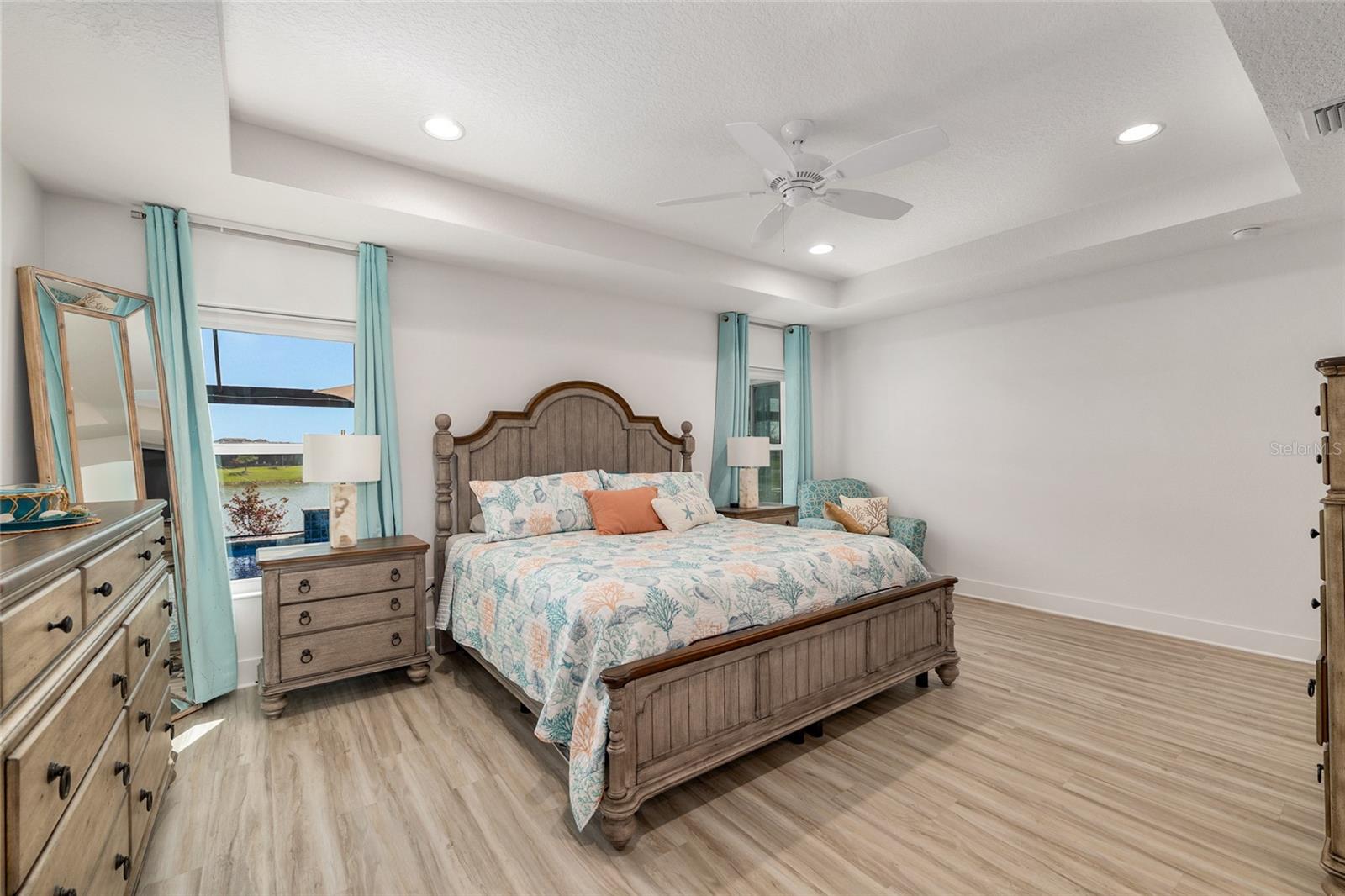 Image 28 of 83 For 1659 Mcmurtrie Loop