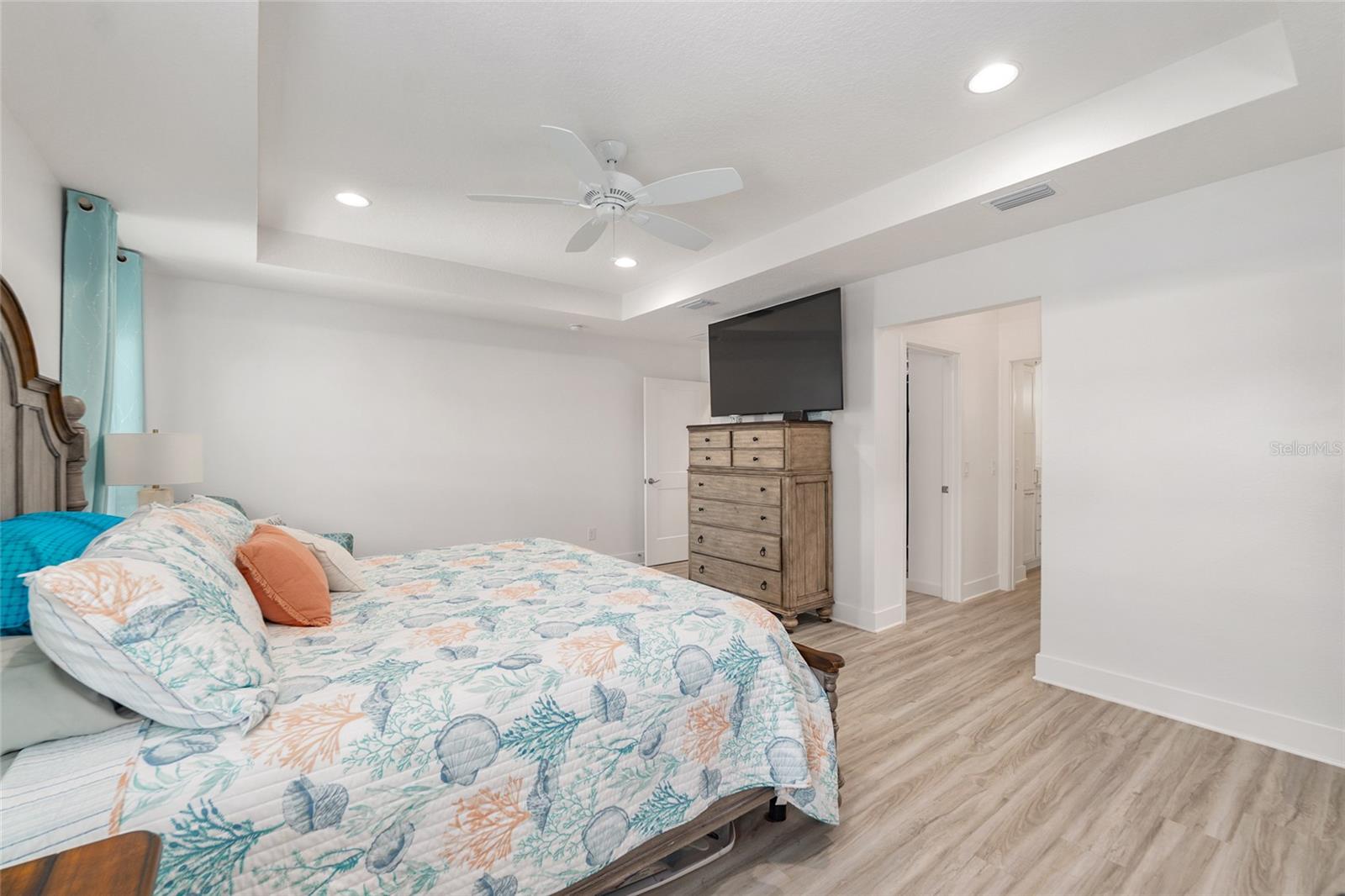 Image 29 of 83 For 1659 Mcmurtrie Loop