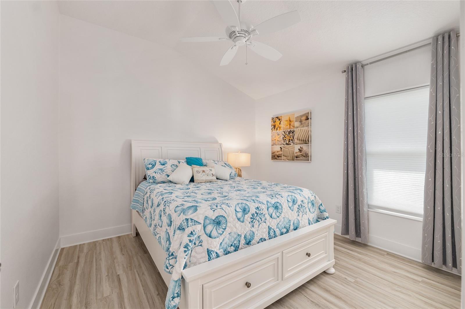 Image 37 of 83 For 1659 Mcmurtrie Loop