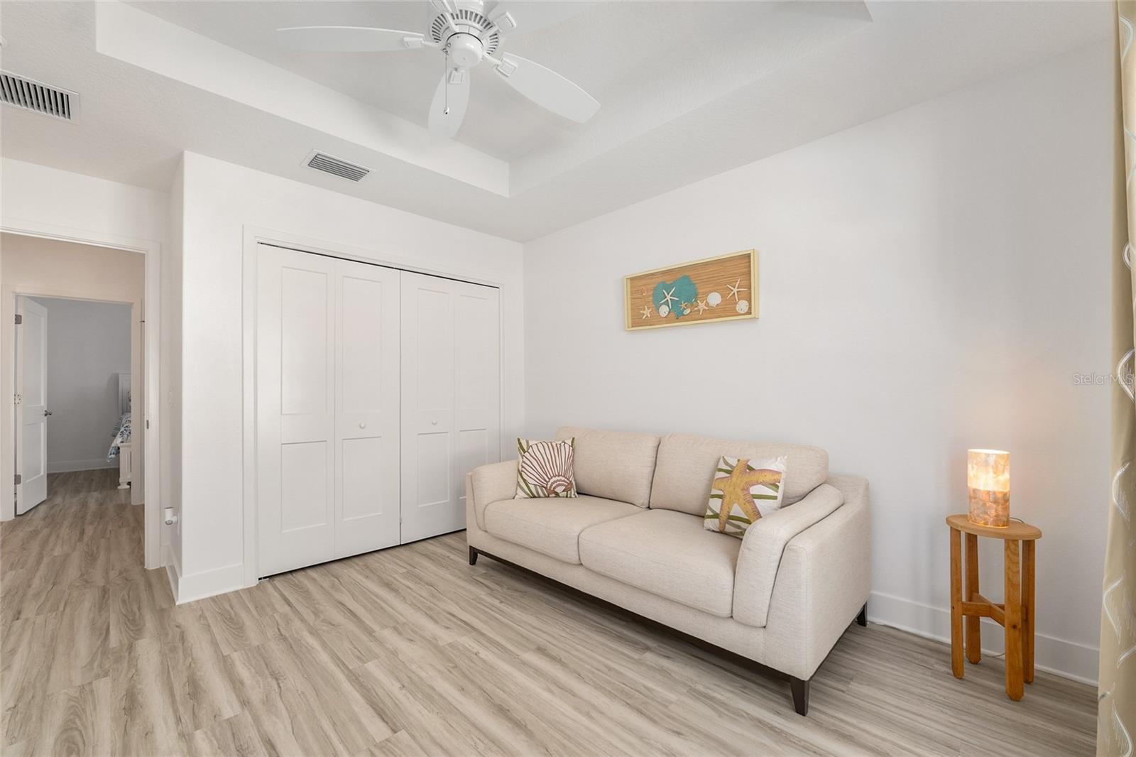 Image 42 of 83 For 1659 Mcmurtrie Loop