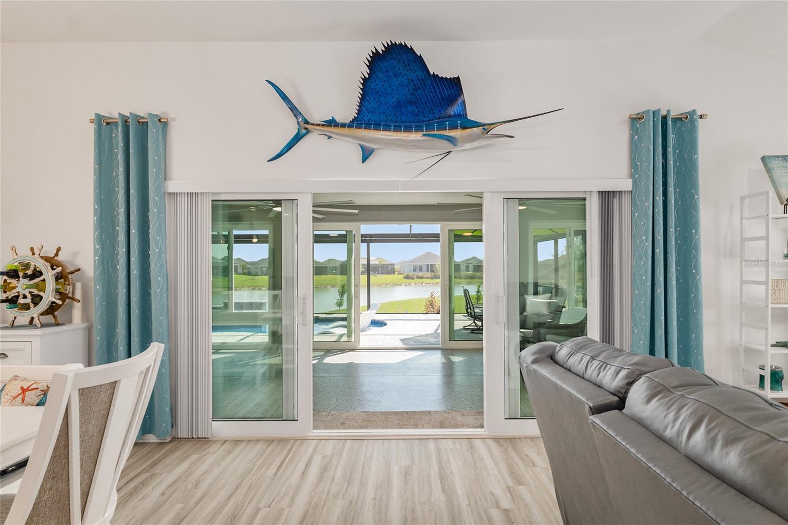 Image 43 of 83 For 1659 Mcmurtrie Loop