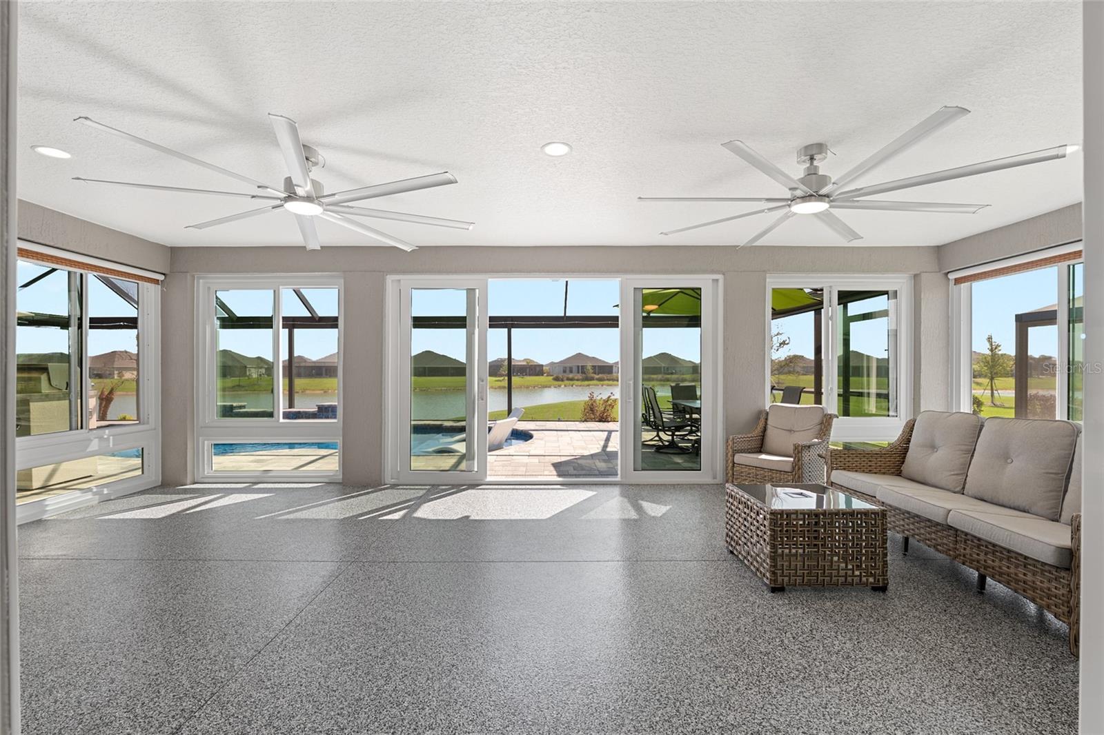 Image 44 of 83 For 1659 Mcmurtrie Loop