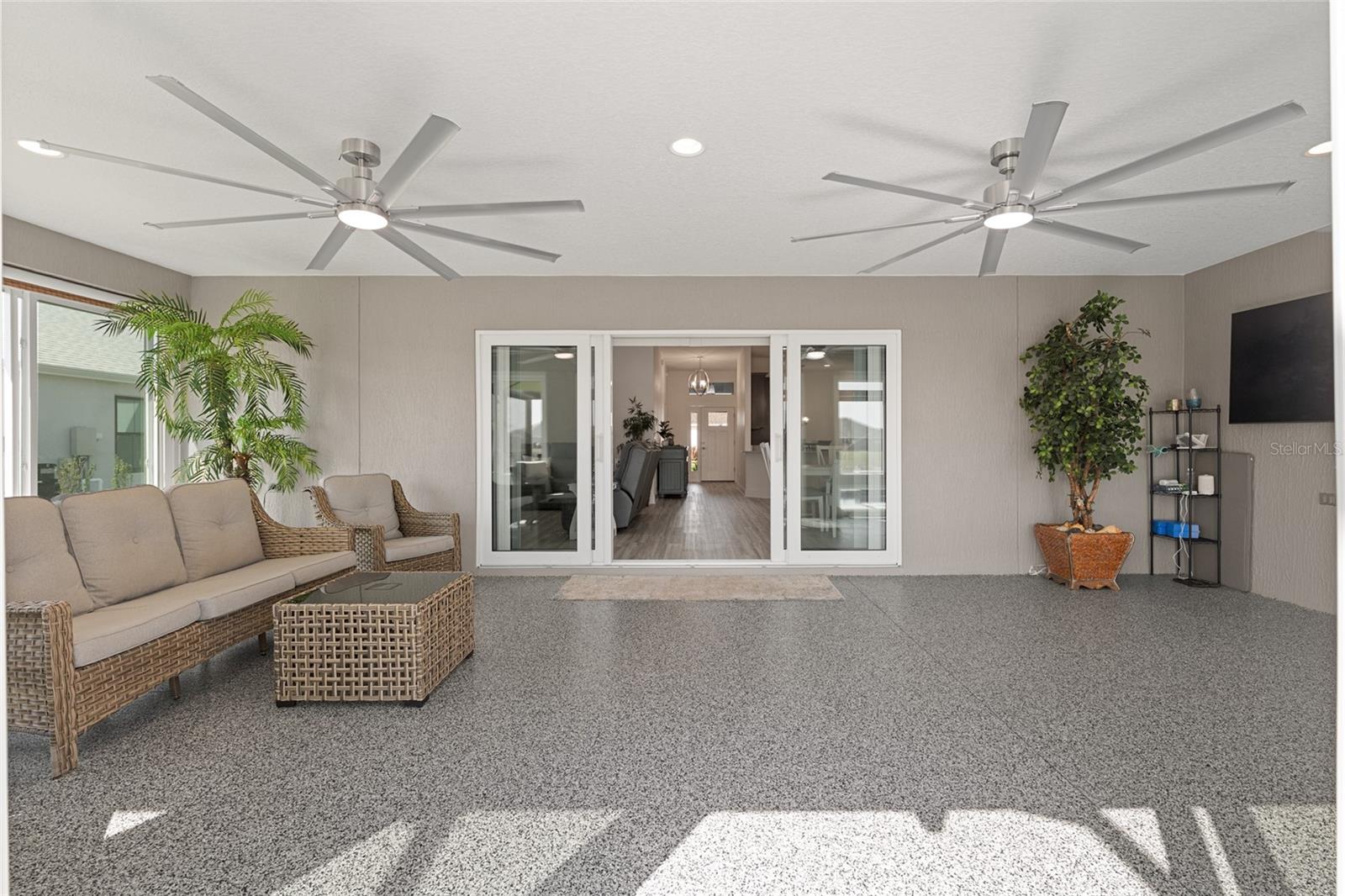 Image 45 of 83 For 1659 Mcmurtrie Loop