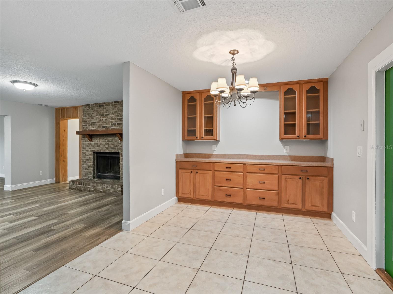 Image 10 of 52 For 8234 Us 301  