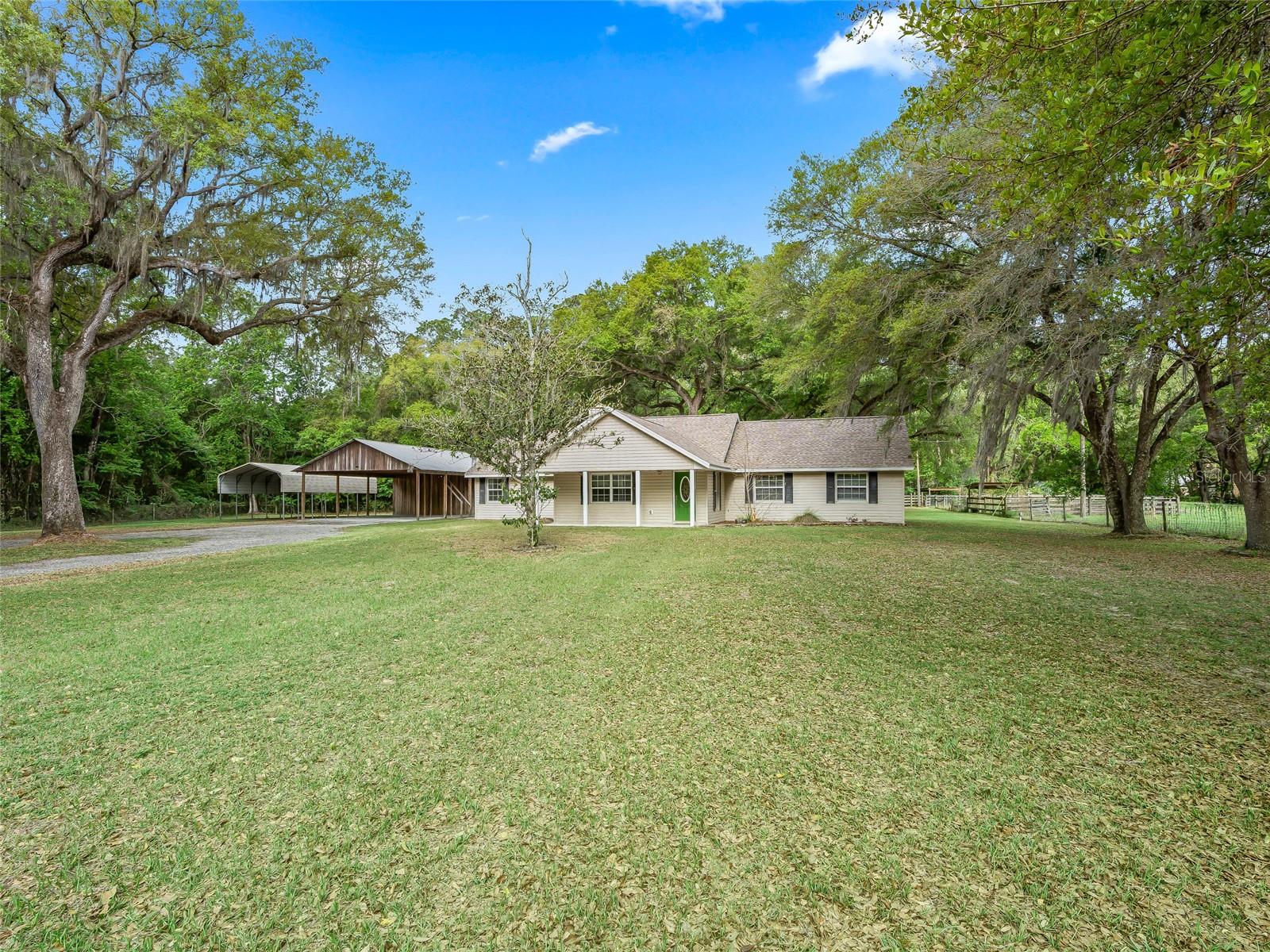 Image 2 of 52 For 8234 Us 301  