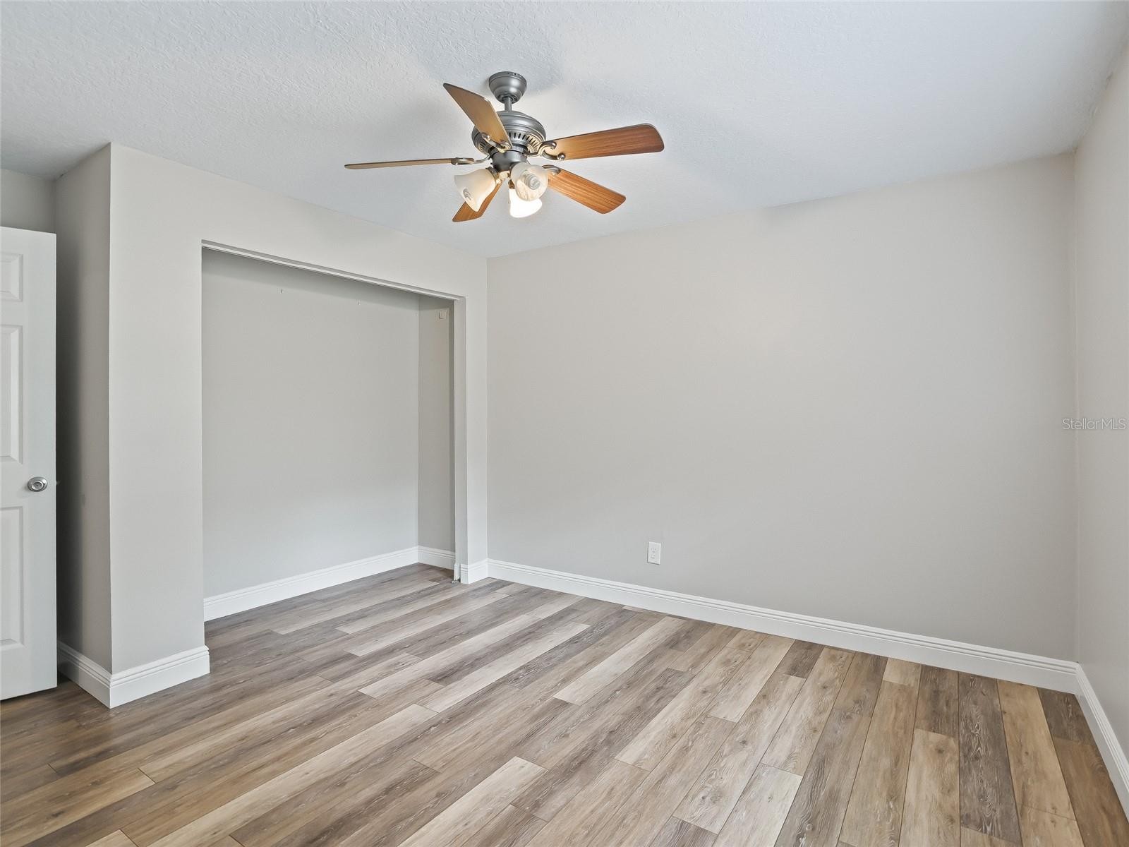 Image 26 of 52 For 8234 Us 301  