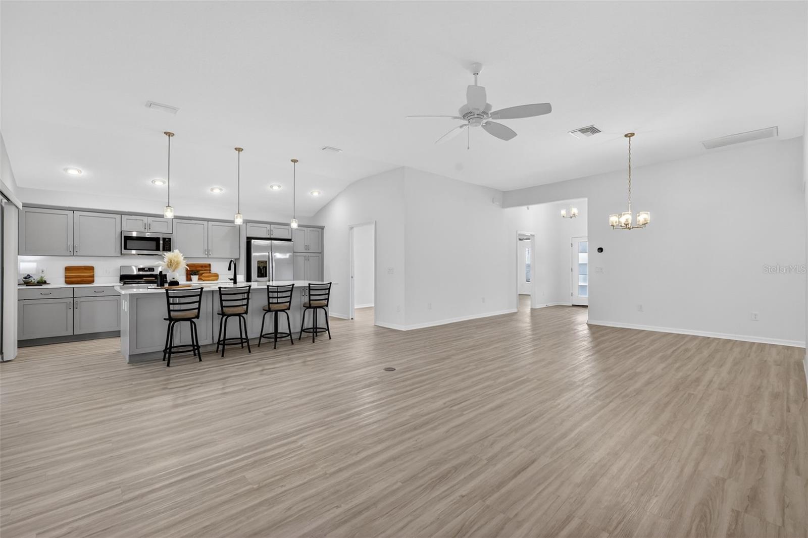 Image 13 of 52 For 1954 Mcmurtrie Loop