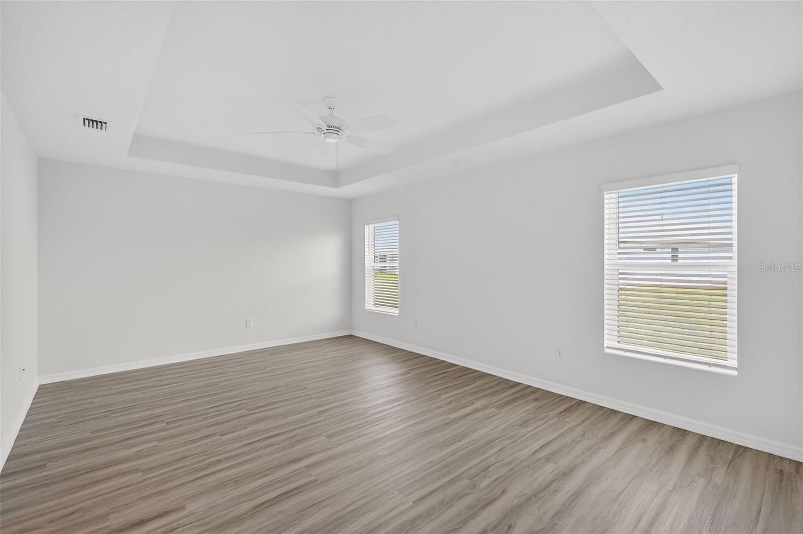 Image 23 of 52 For 1954 Mcmurtrie Loop