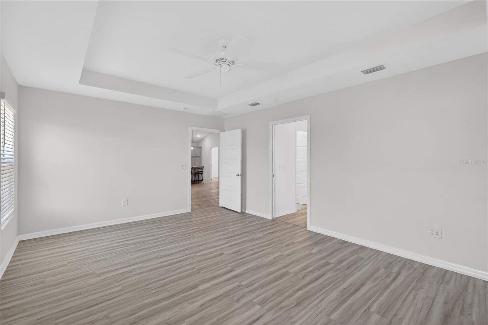 Image 24 of 52 For 1954 Mcmurtrie Loop