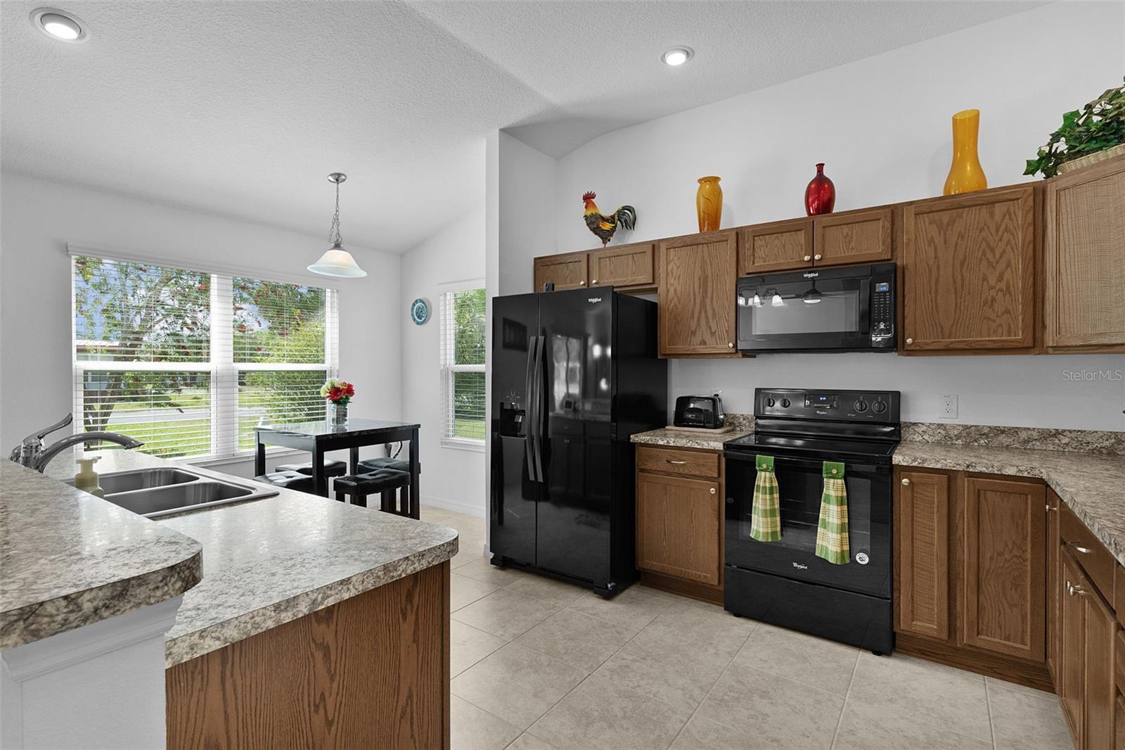 Image 17 of 44 For 733 Jason Drive