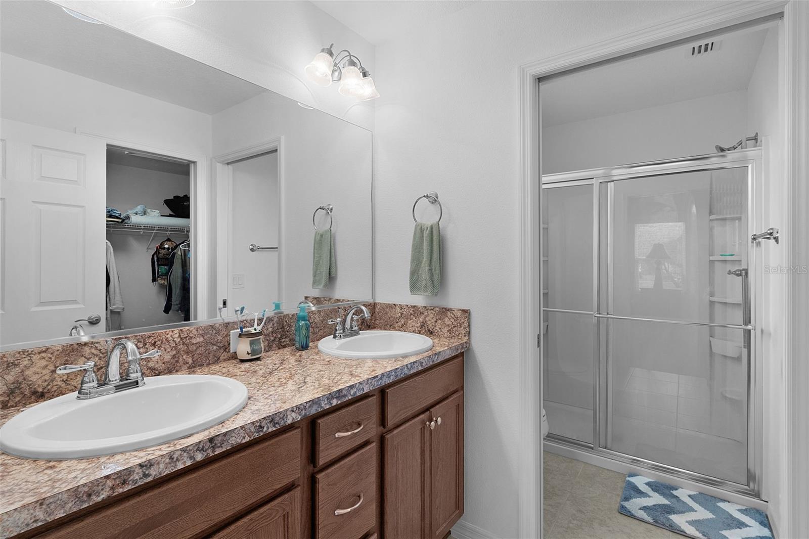 Image 21 of 44 For 733 Jason Drive