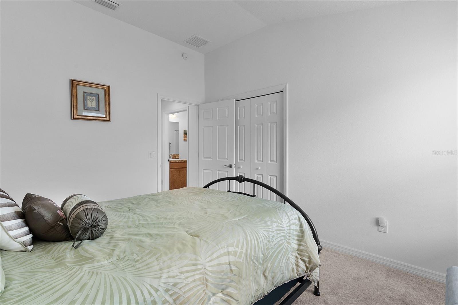 Image 25 of 44 For 733 Jason Drive