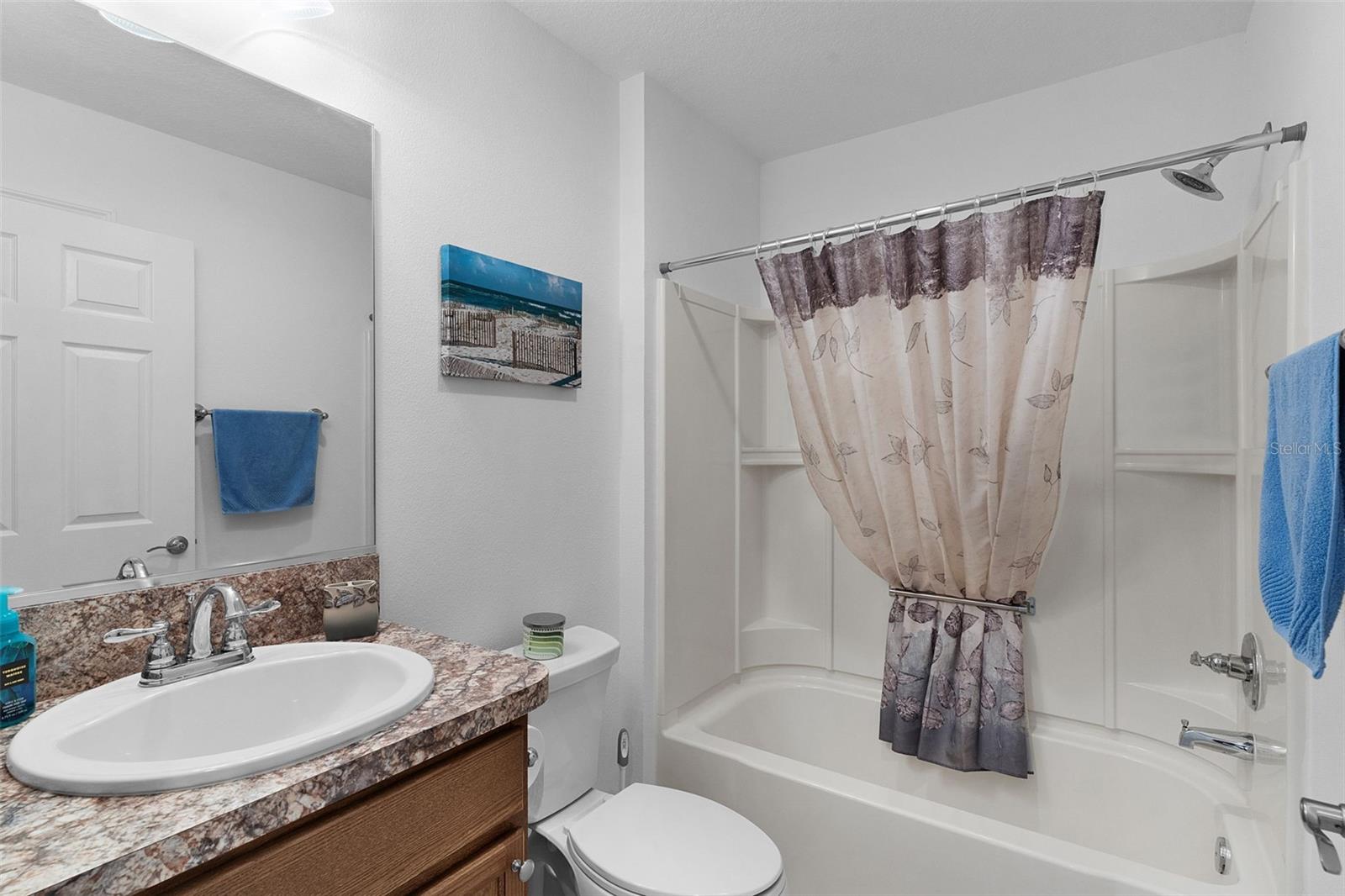 Image 26 of 44 For 733 Jason Drive