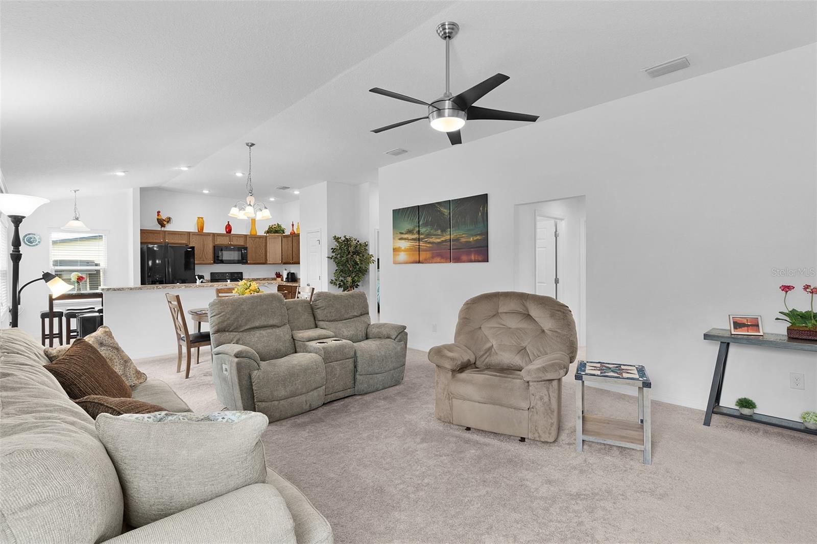 Image 9 of 44 For 733 Jason Drive