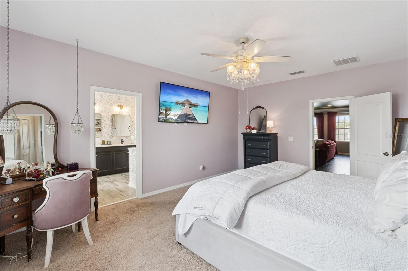 Image 20 of 45 For 1128 White Water Bay Drive