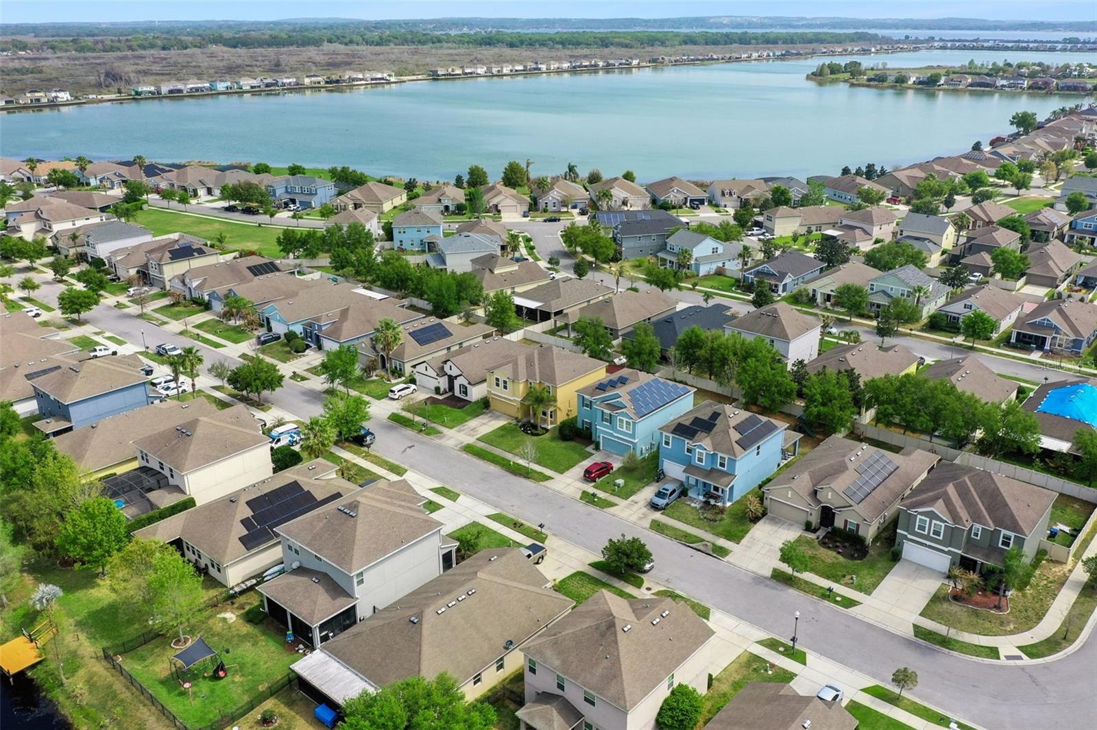 Image 39 of 45 For 1128 White Water Bay Drive