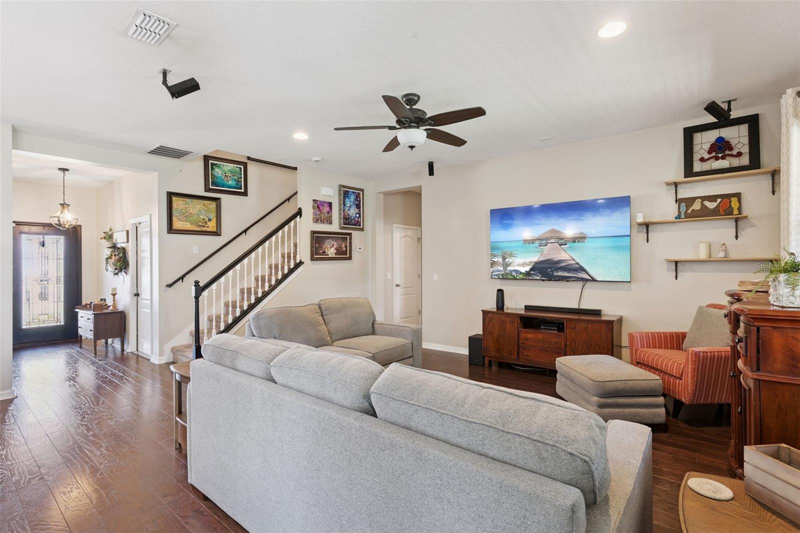 Image 5 of 45 For 1128 White Water Bay Drive