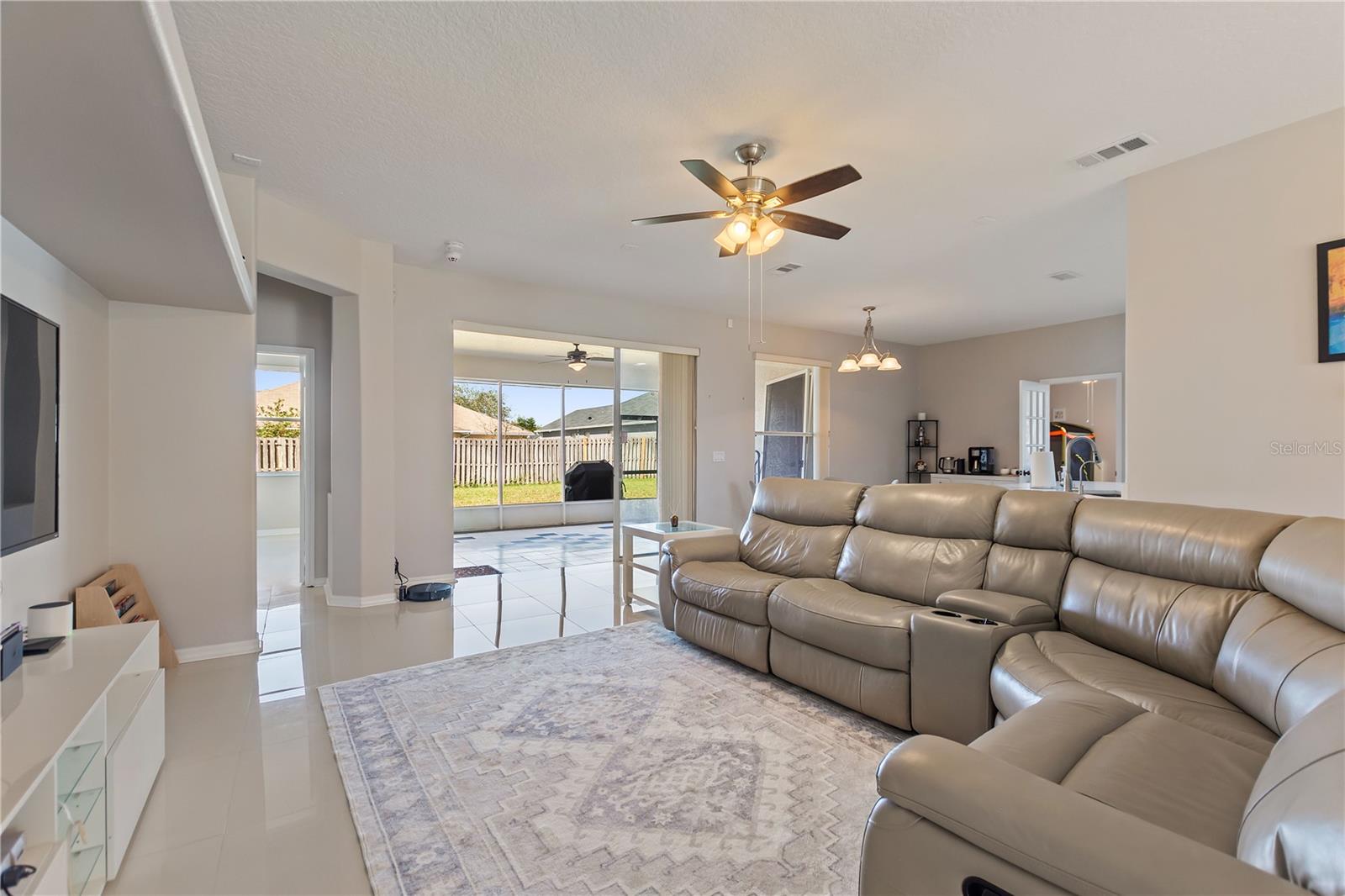 Image 5 of 51 For 1851 Soaring Heights Circle