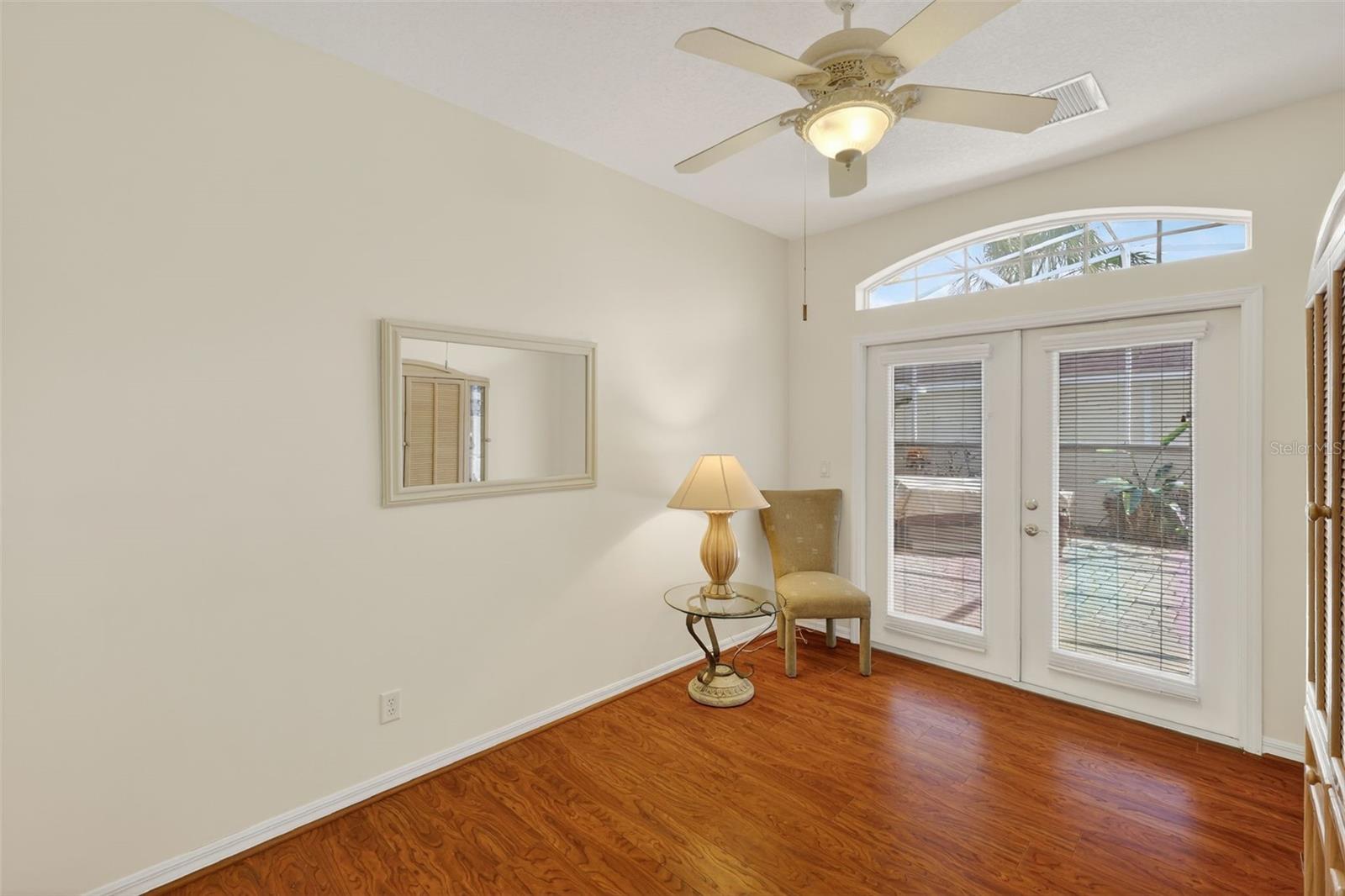 Image 14 of 68 For 21635 Stirling Pass