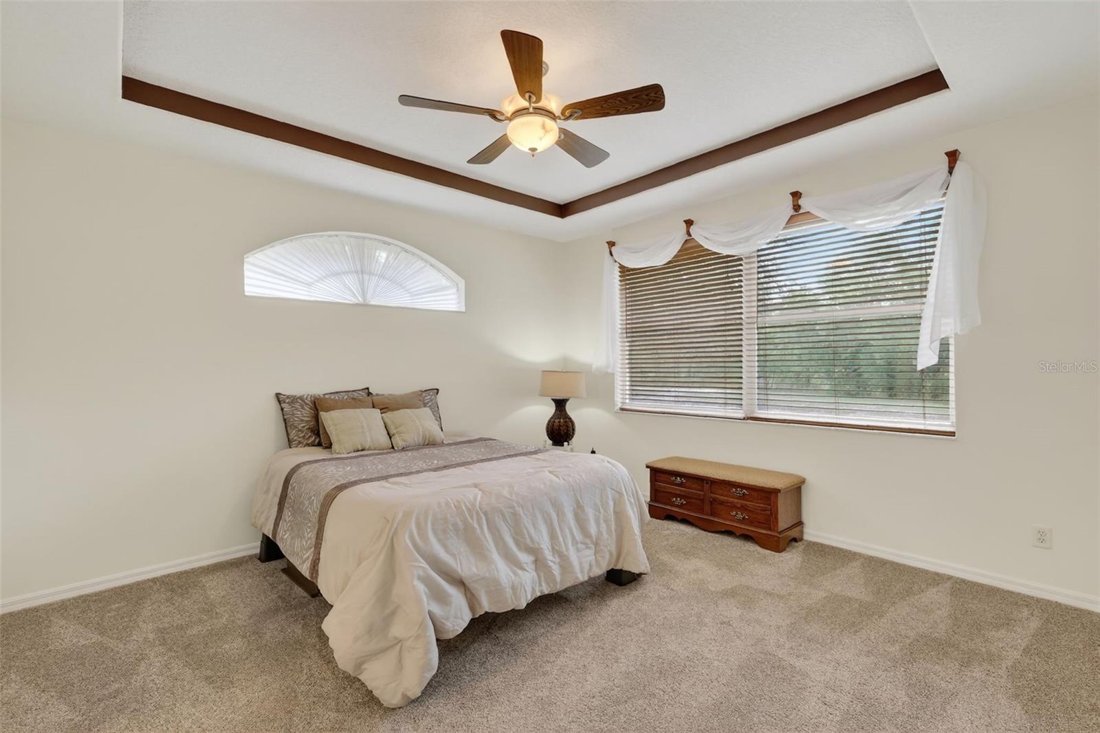 Image 27 of 68 For 21635 Stirling Pass