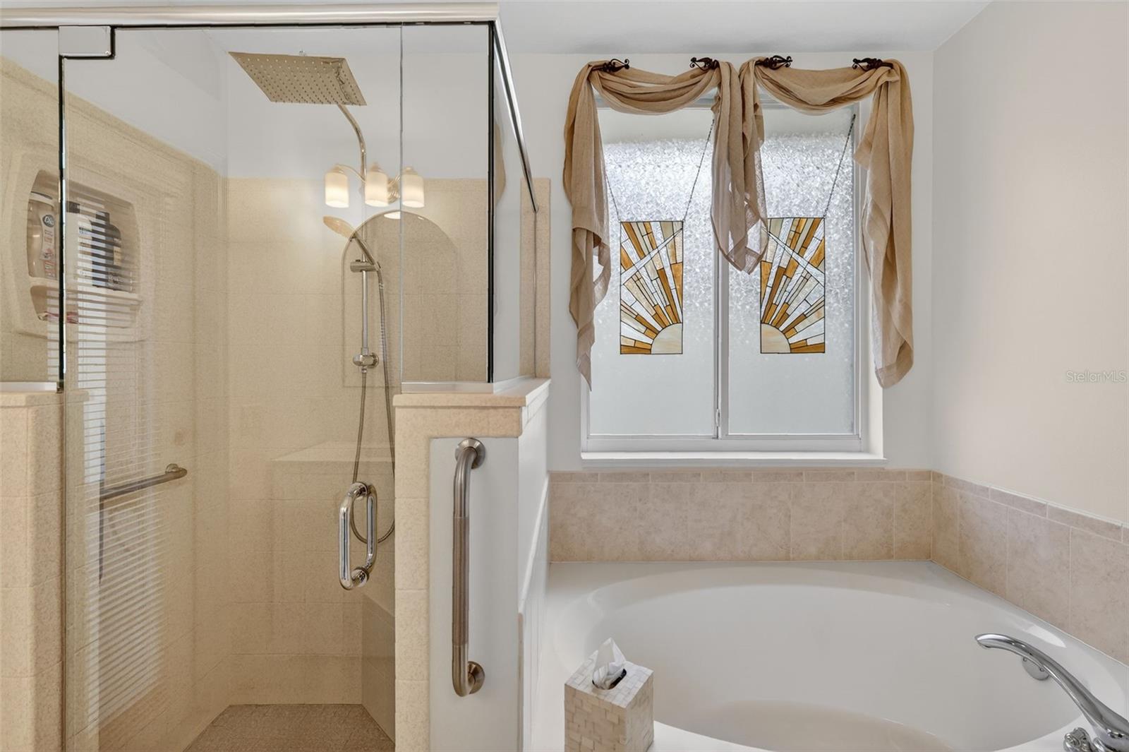 Image 30 of 68 For 21635 Stirling Pass