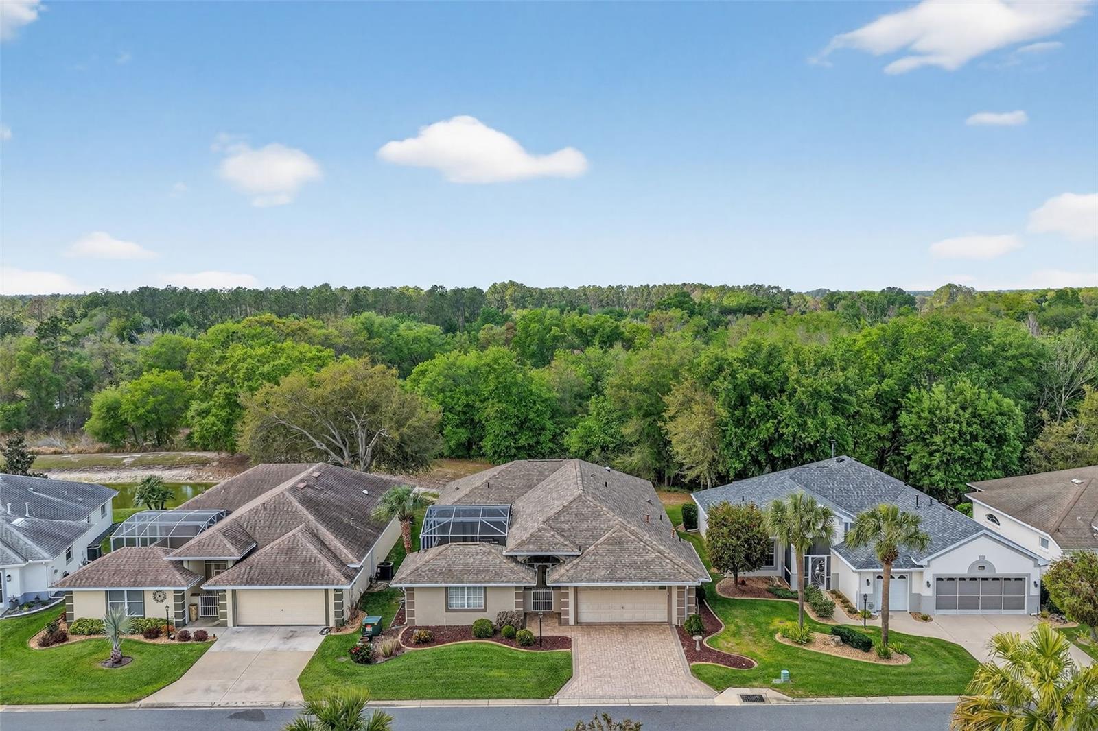 Image 4 of 68 For 21635 Stirling Pass