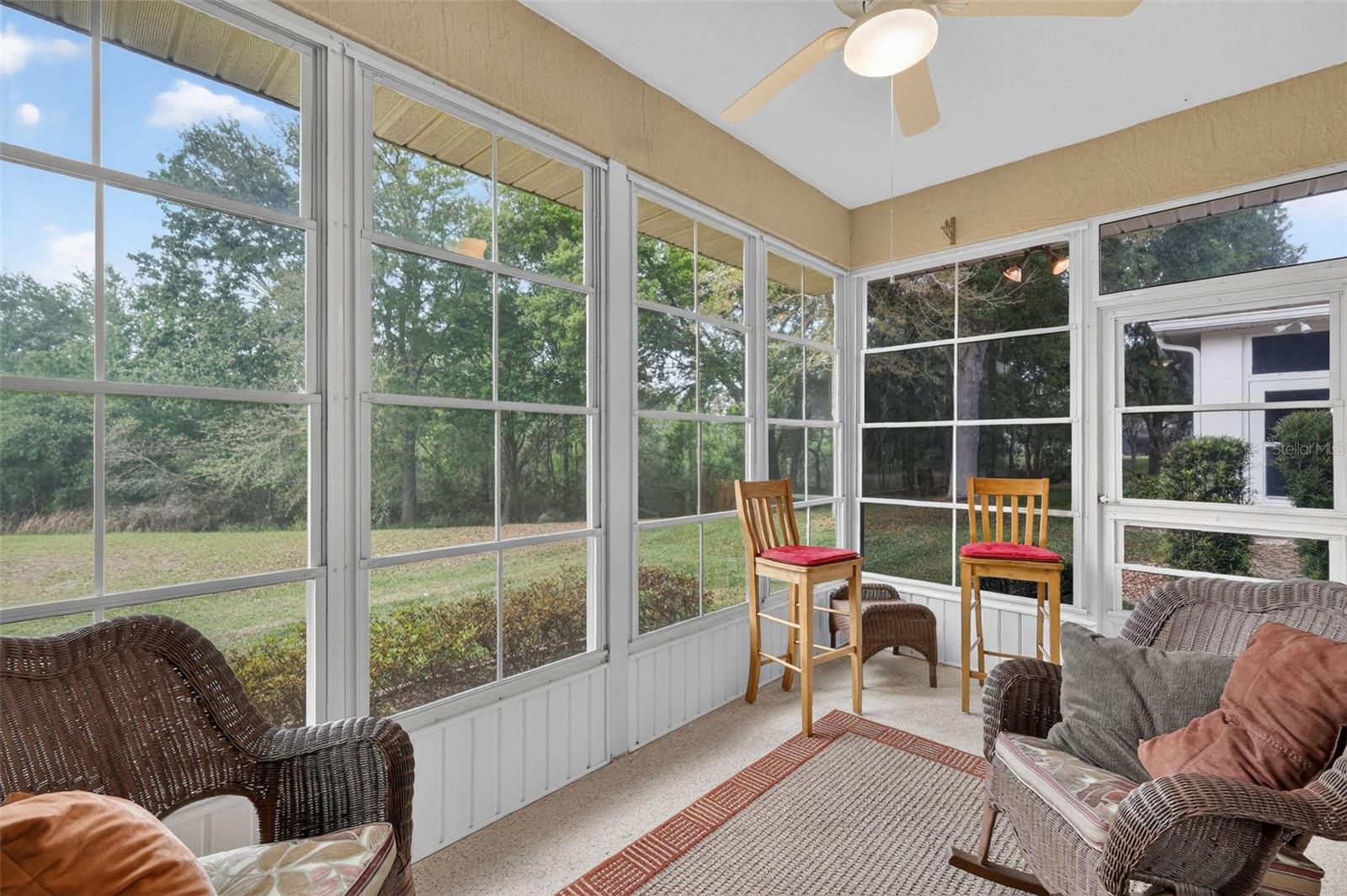 Image 41 of 68 For 21635 Stirling Pass