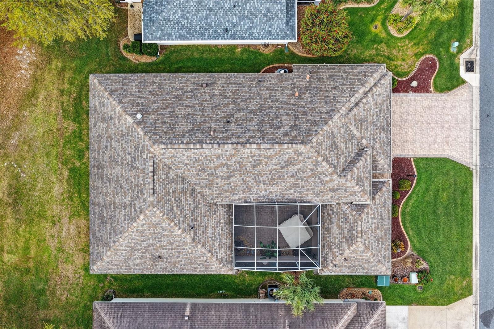 Image 45 of 68 For 21635 Stirling Pass