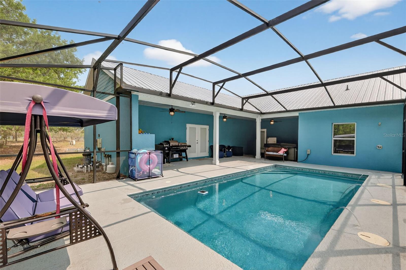 Image 20 of 32 For 22431 Loop Road