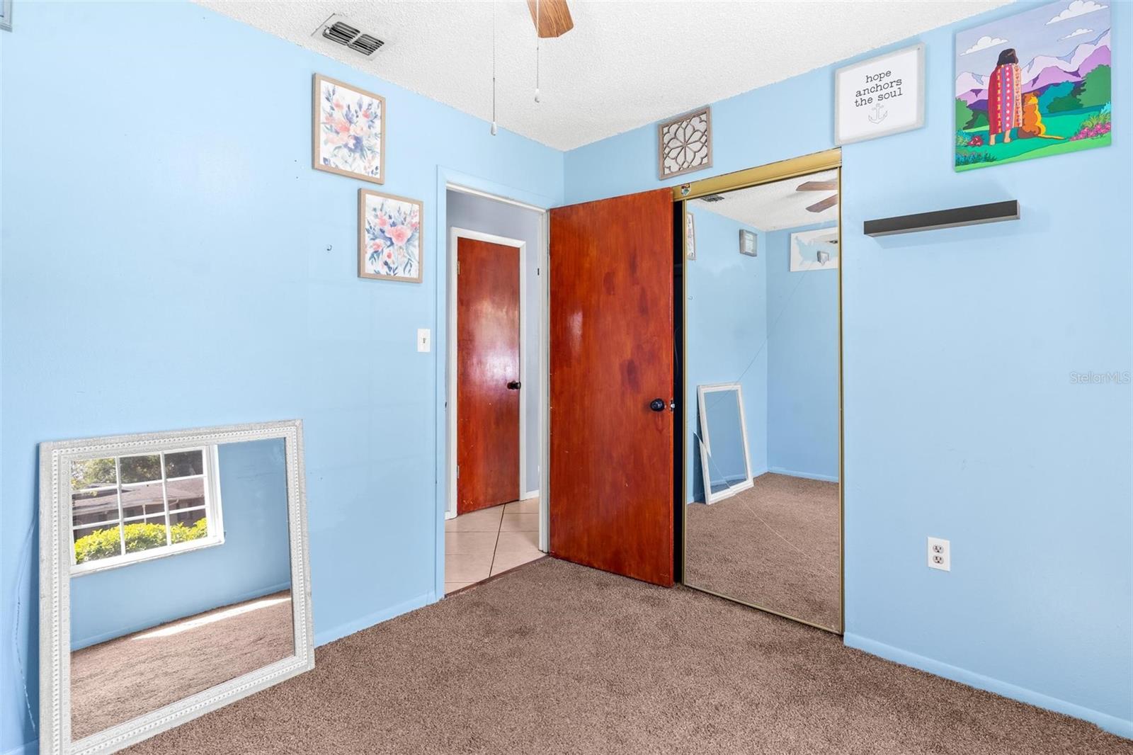 Image 18 of 36 For 1101 Spruce Court