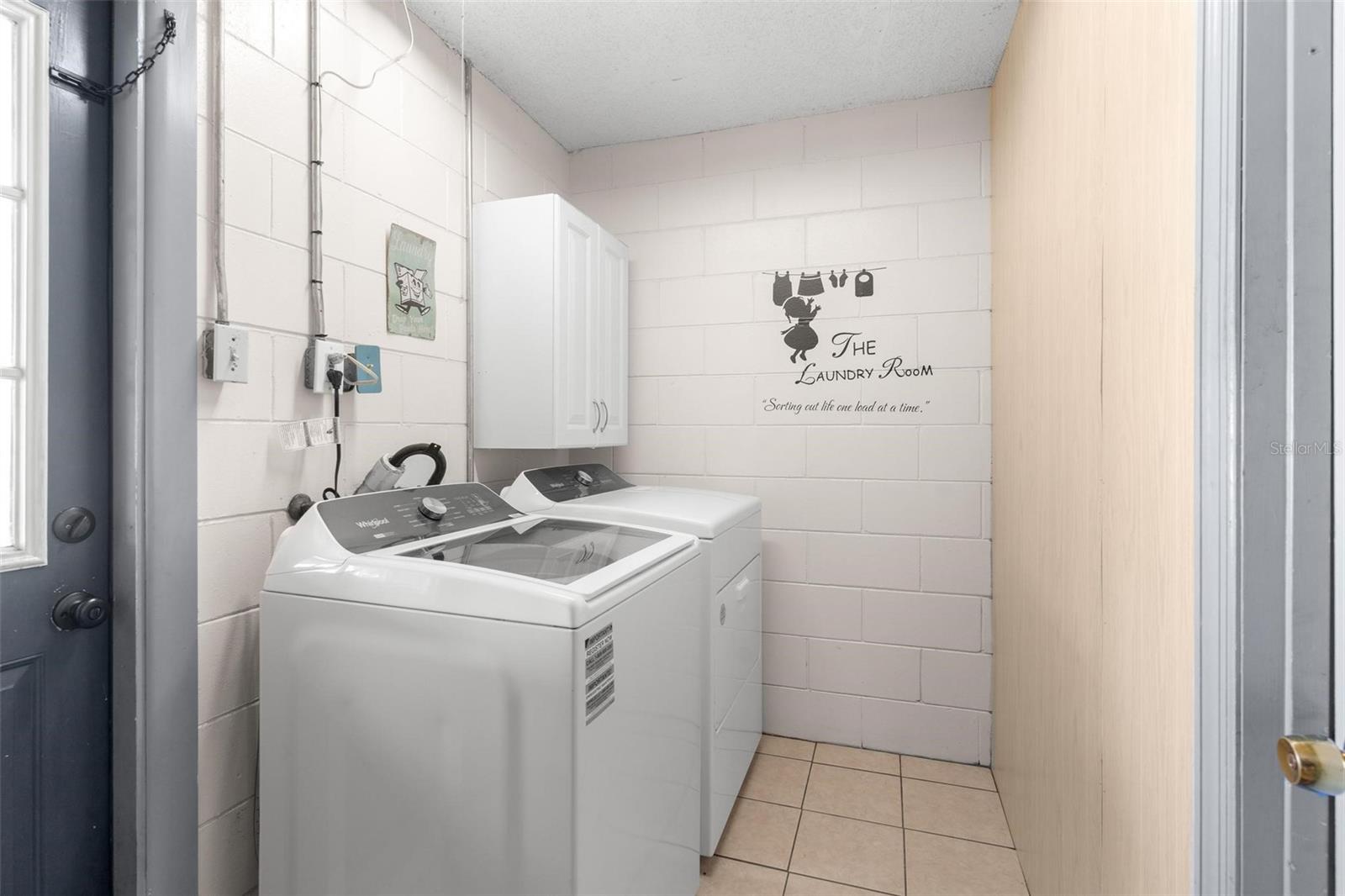 Image 25 of 36 For 1101 Spruce Court